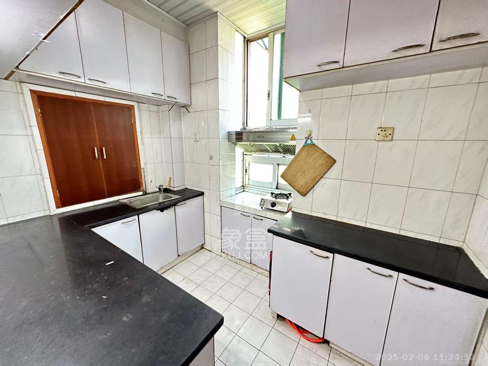 天剑路扫把塘检察院宿舍  3室2厅2卫    1700.0元/月 天剑路扫把塘检察院宿舍  3室2厅2卫    1700.0元/月室内图