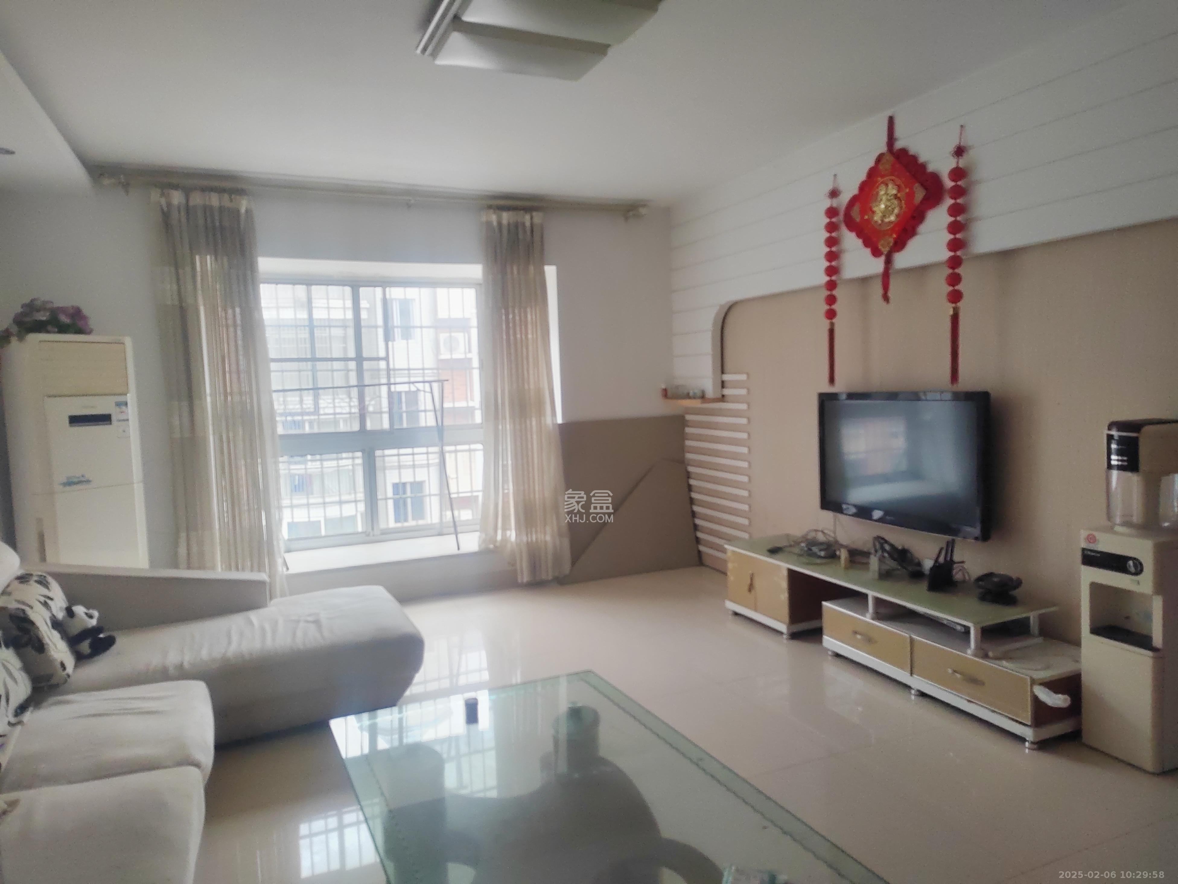 岚园新城 3室2厅2卫 1100.0元/月 岚园新城 3室2厅2卫 1100.0元/月室内图