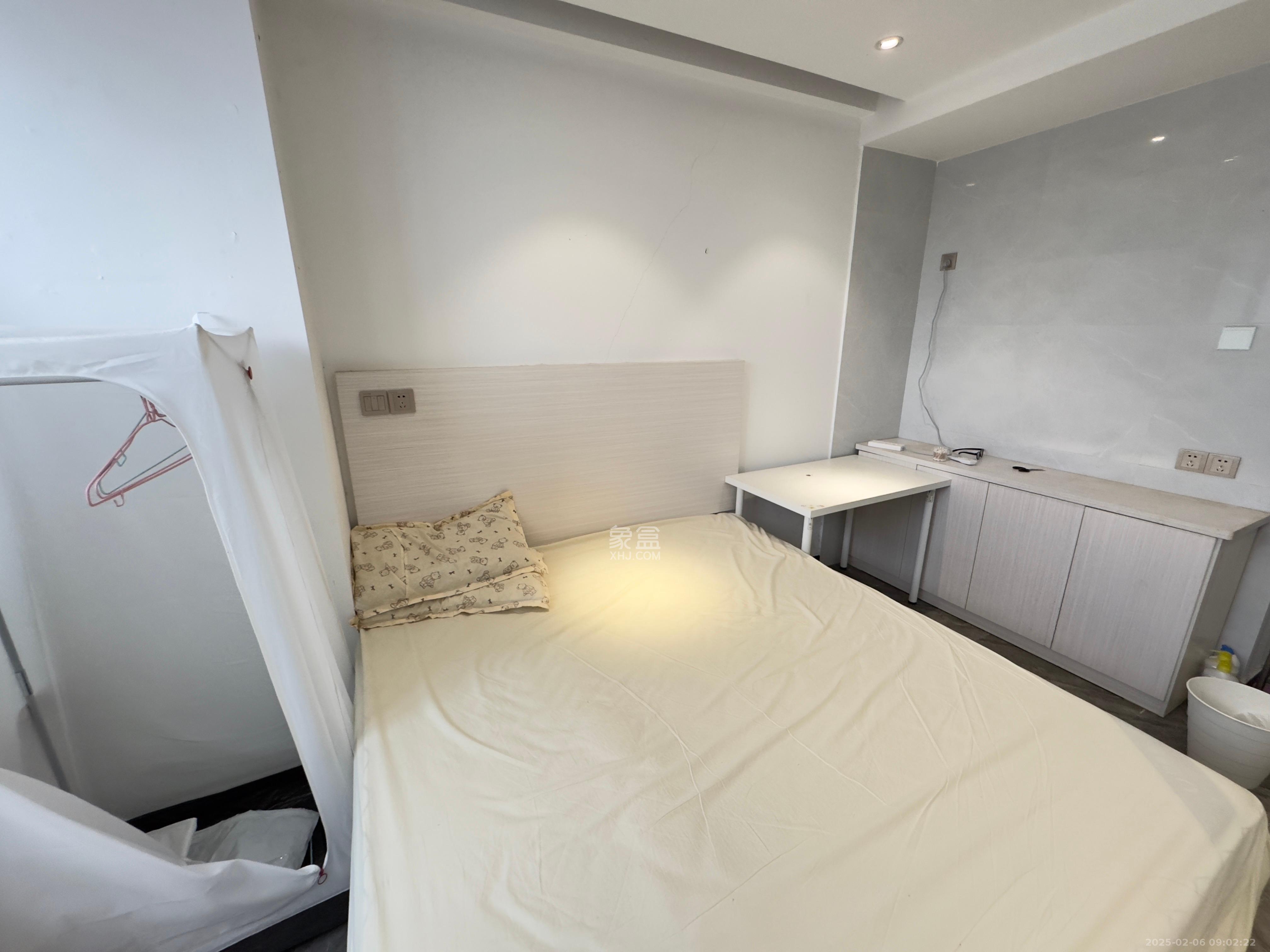 洋湖时代 1室1厅1卫 900.0元/月 洋湖时代 1室1厅1卫 900.0元/月室内图