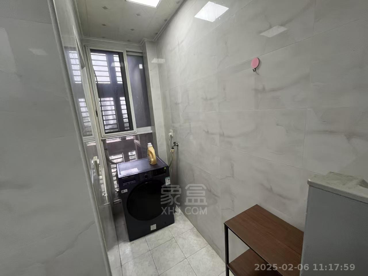 流金岁月-华晨国际 1室1厅1卫 1600.0元/月 流金岁月-华晨国际 1室1厅1卫 1600.0元/月室内图