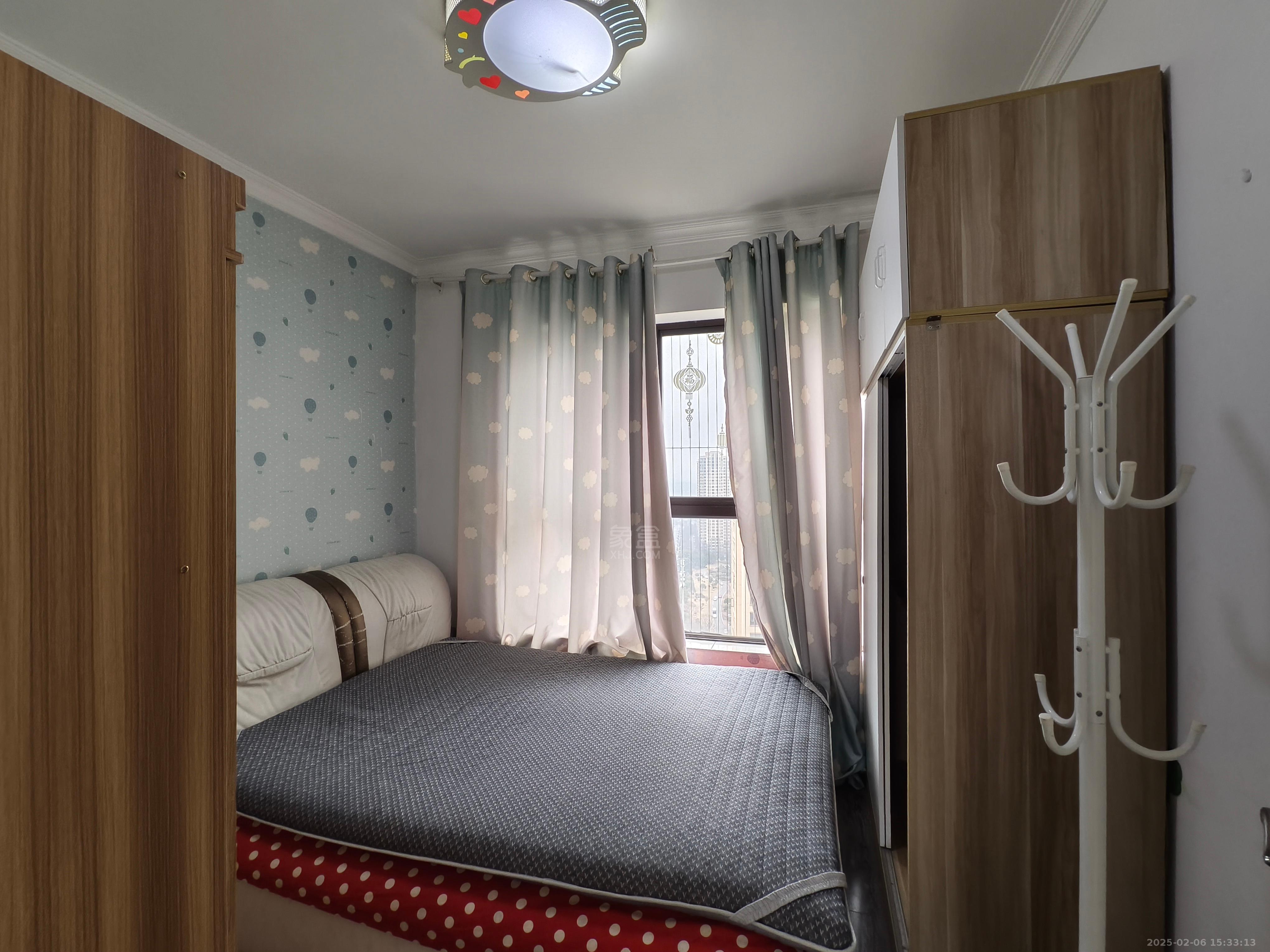 佳兆业金域天下二期  3室2厅1卫    1600.0元/月 佳兆业金域天下二期  3室2厅1卫    1600.0元/月室内图