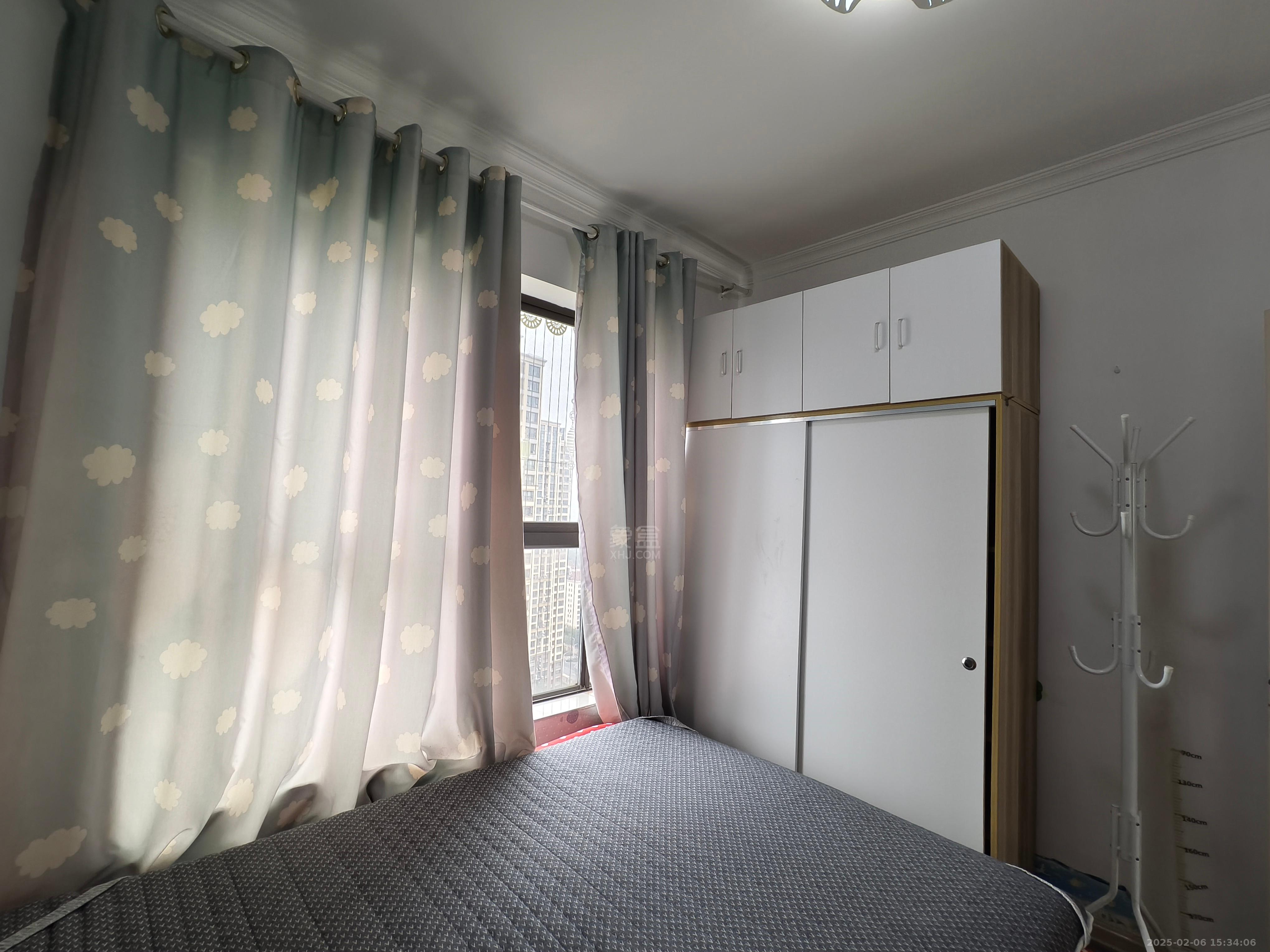 佳兆业金域天下二期  3室2厅1卫    1600.0元/月 佳兆业金域天下二期  3室2厅1卫    1600.0元/月室内图