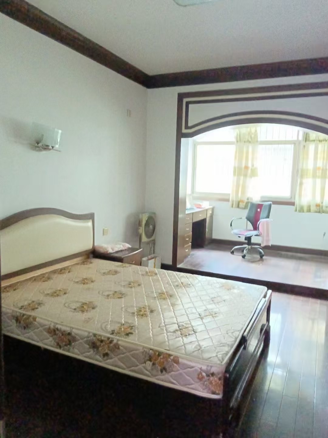 区商业局家属楼(清泉) 1室0厅0卫 1100.0元/月 区商业局家属楼(清泉) 1室0厅0卫 1100.0元/月室内图