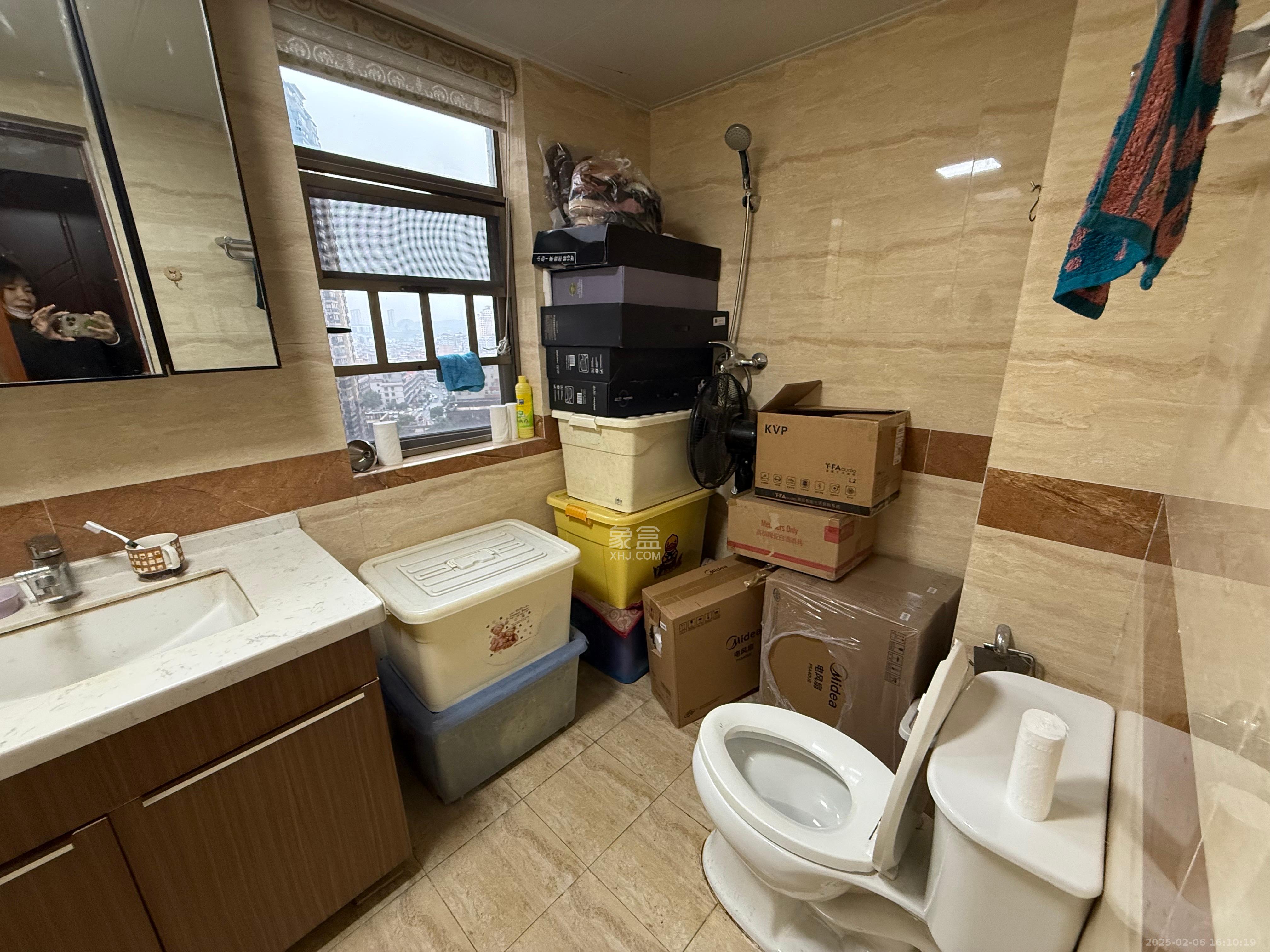 江山帝景哈佛  4室2厅1卫    2200.0元/月 江山帝景哈佛  4室2厅1卫    2200.0元/月室内图