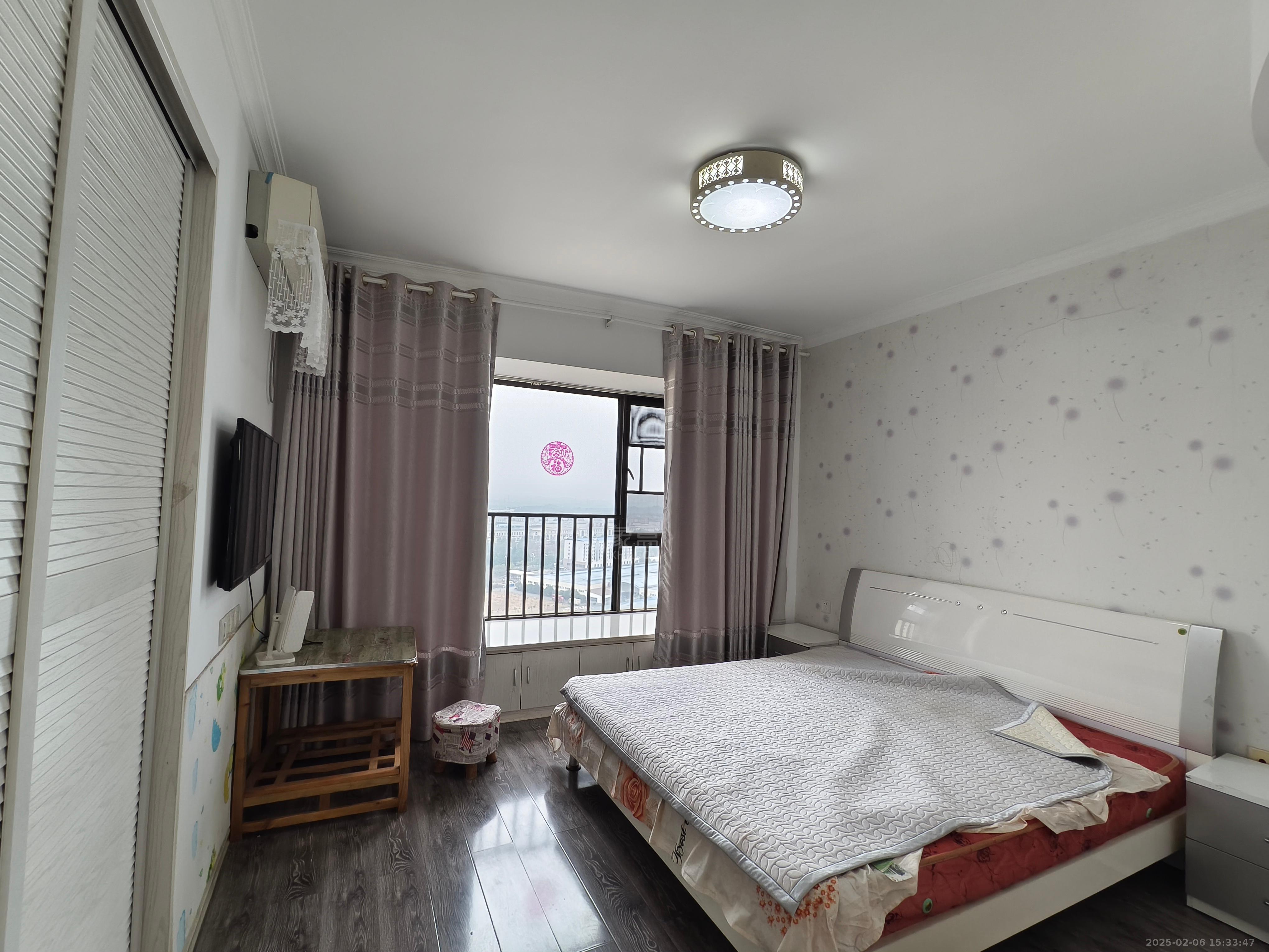 佳兆业金域天下二期  3室2厅1卫    1600.0元/月 佳兆业金域天下二期  3室2厅1卫    1600.0元/月室内图