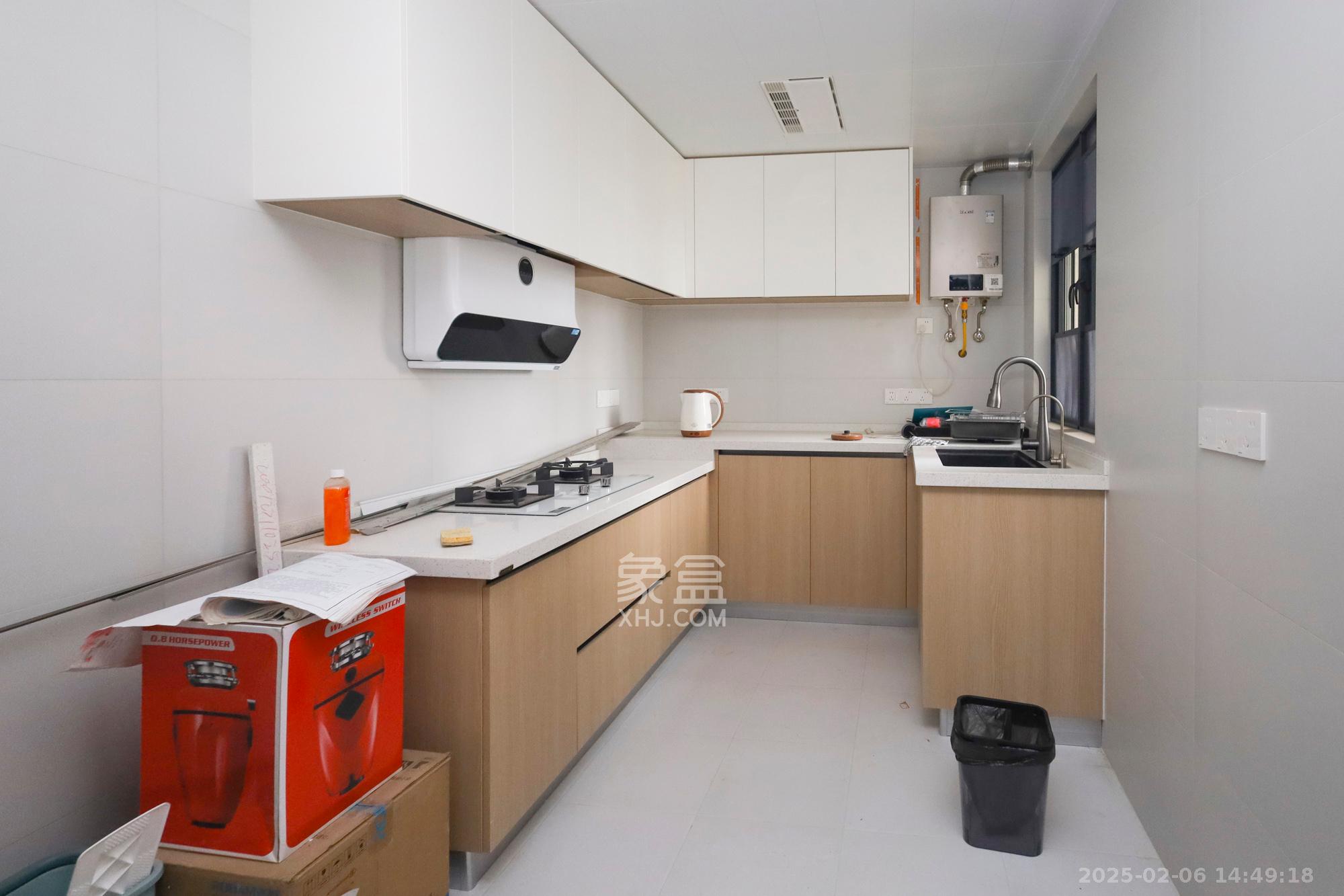 地铁中建江山玖樾  4室2厅2卫   4200.00元/月室内图