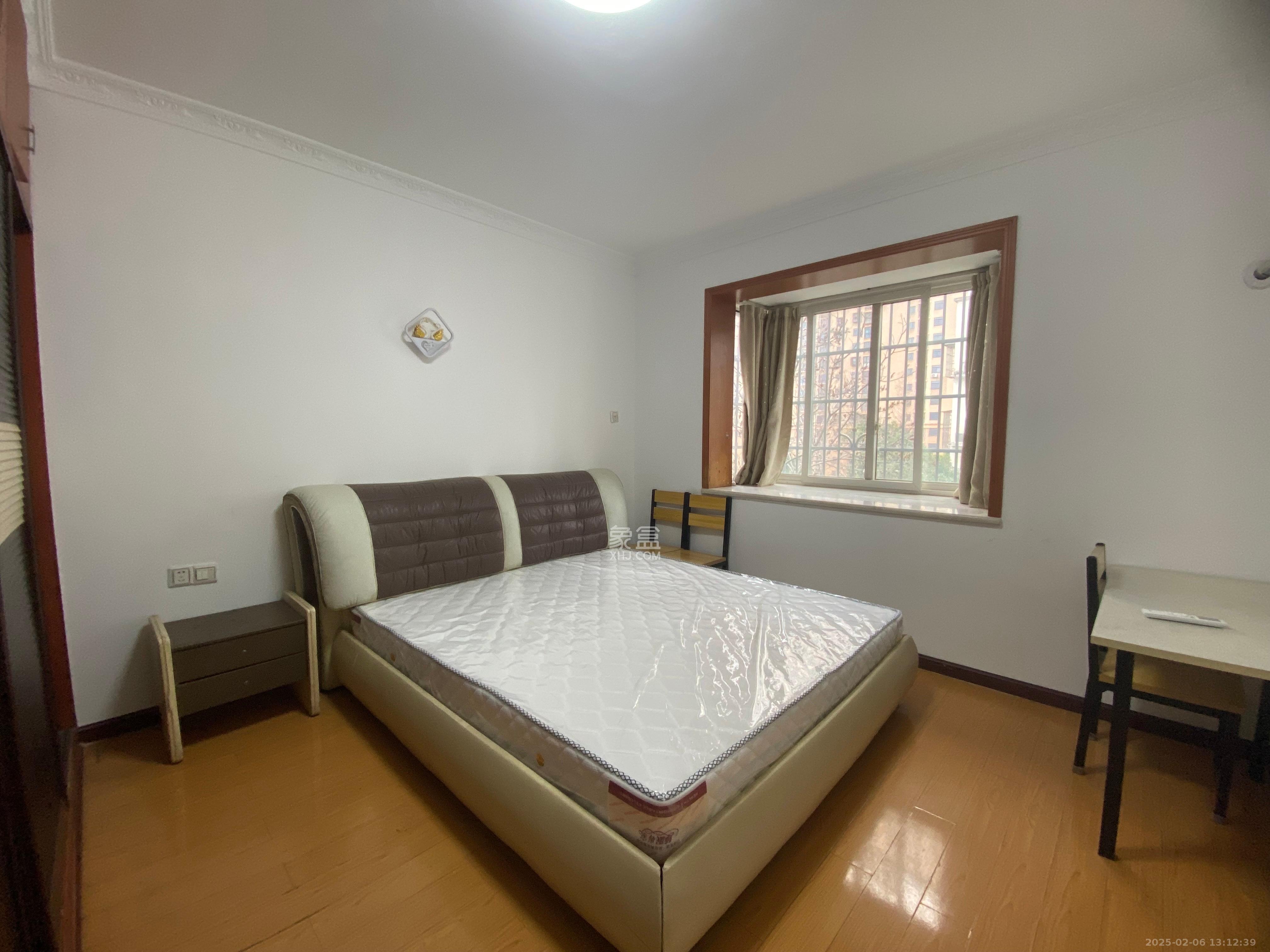 创业乐园 3室2厅2卫 1500.0元/月 创业乐园 3室2厅2卫 1500.0元/月室内图