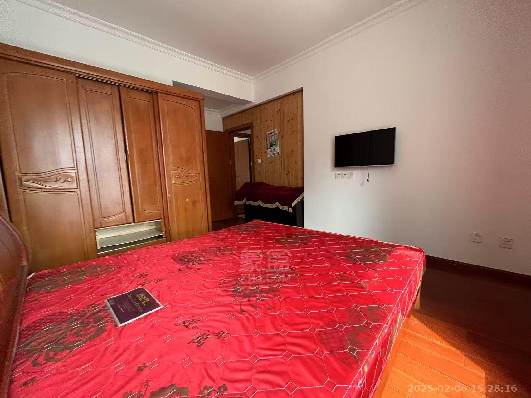 奥园广场 3室2厅2卫 2500.0元/月 奥园广场 3室2厅2卫 2500.0元/月室内图