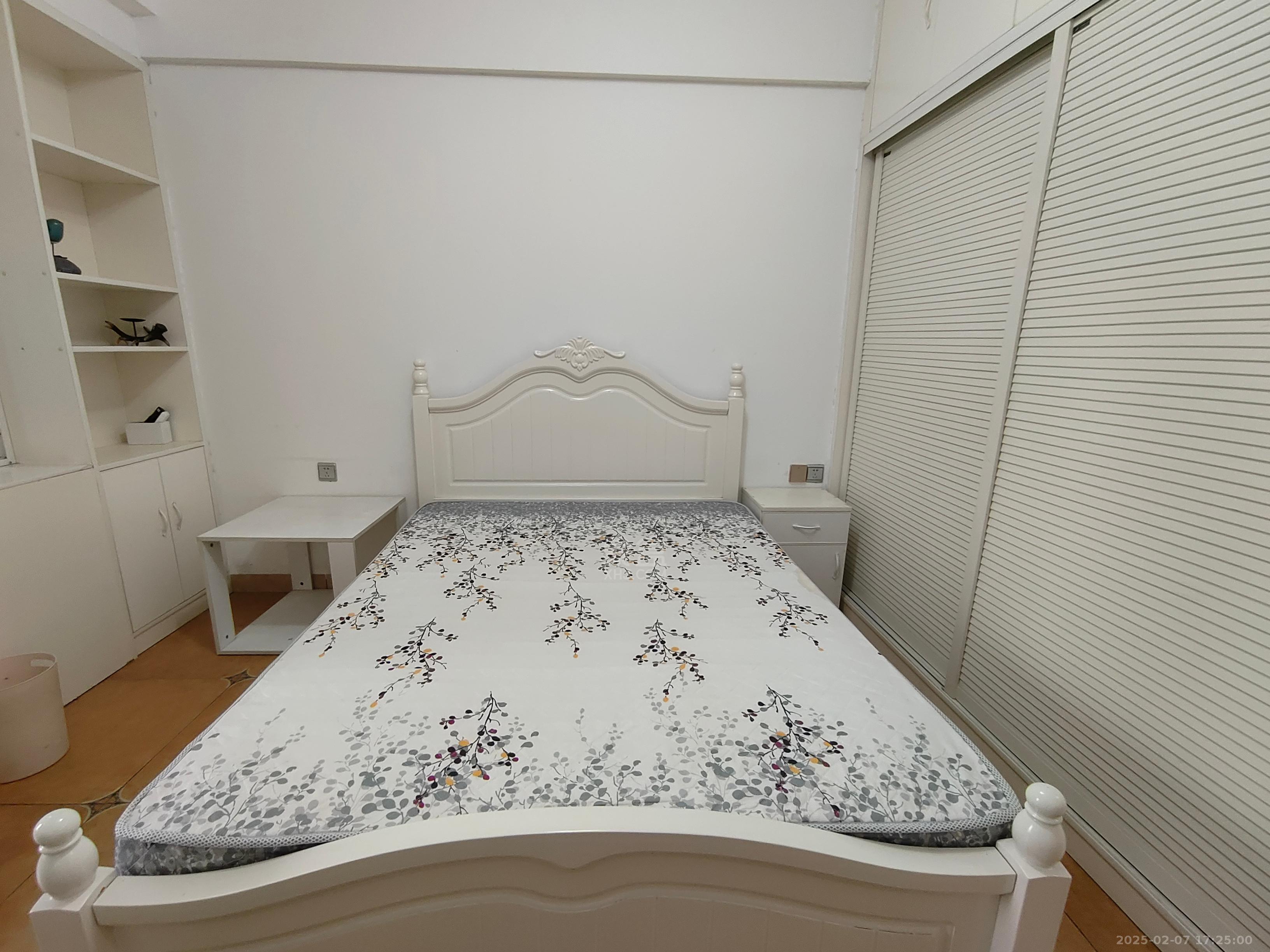 中建御山和苑  1室1厅1卫   1100.00元/月室内图
