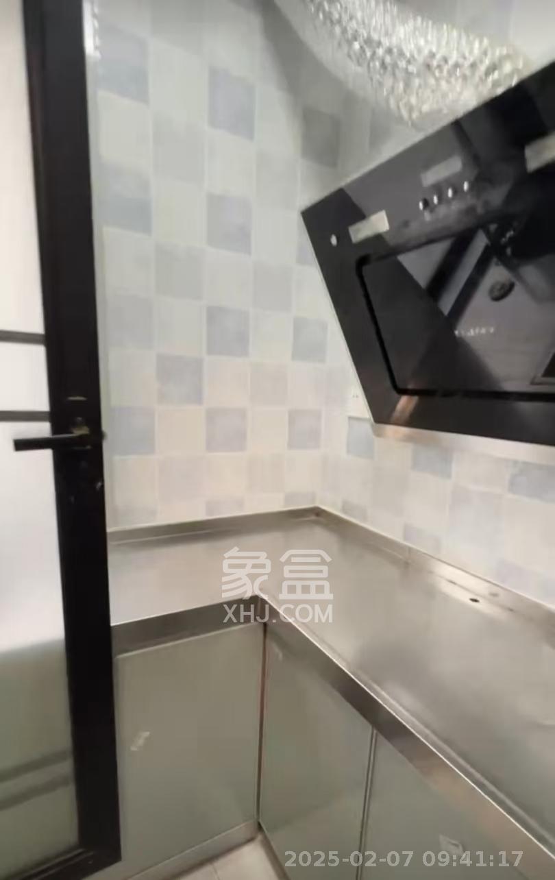 新合四村 1室1厅1卫 950.0元/月 新合四村 1室1厅1卫 950.0元/月室内图