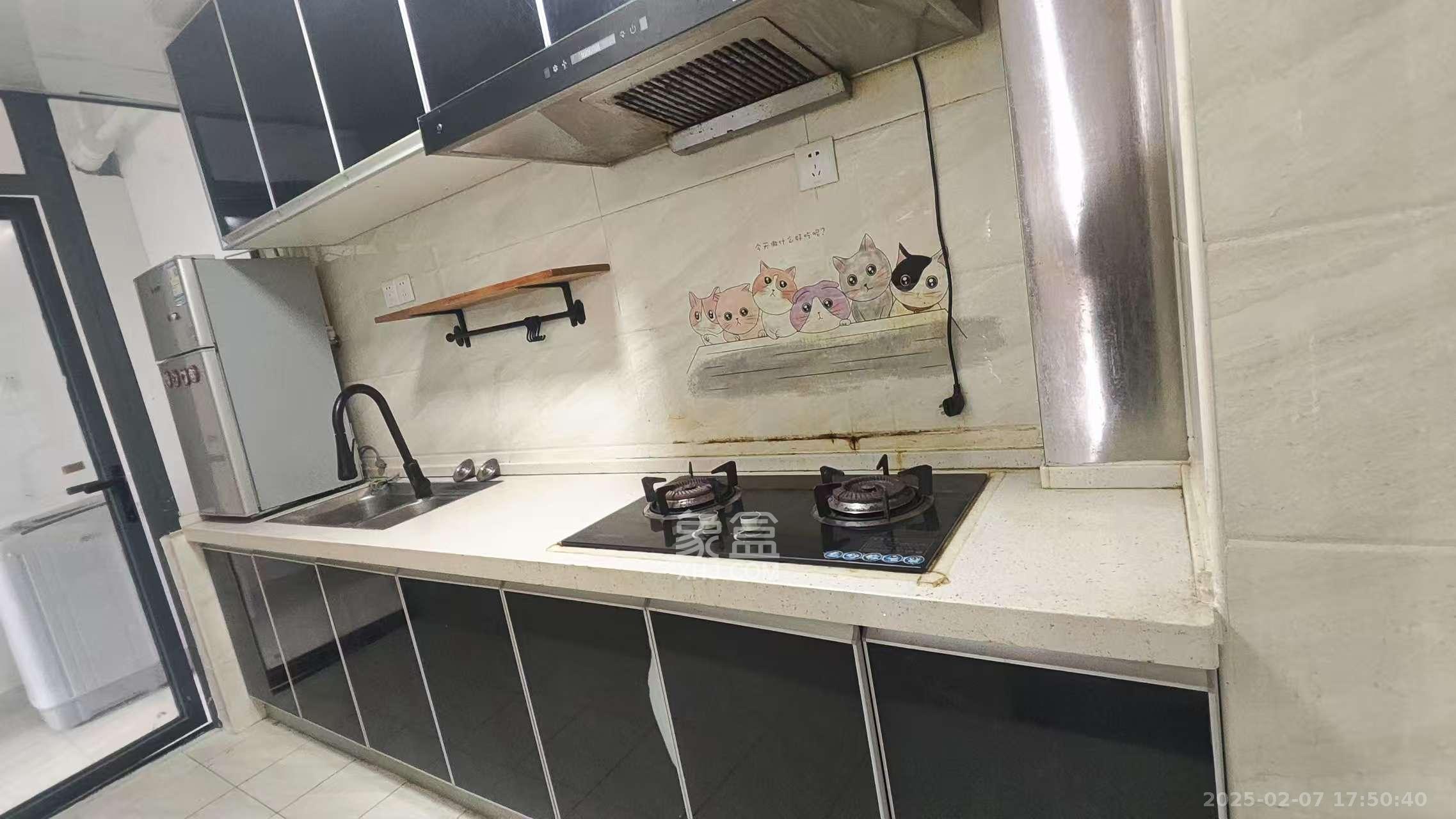 西子湖畔沃府  3室1厅1卫    2200.0元/月室内图