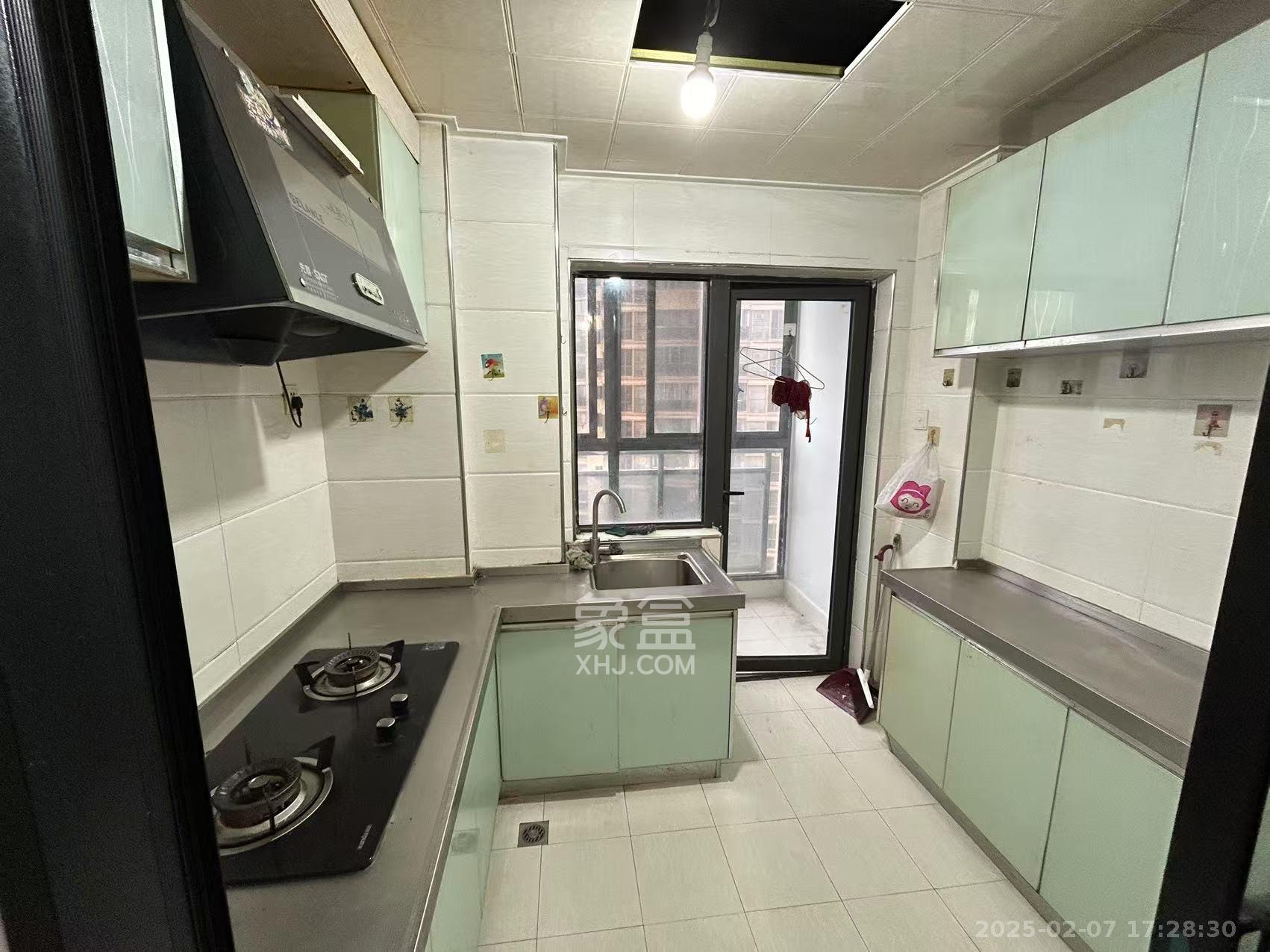 兴威帕克水岸 2室2厅1卫 2100.0元/月 兴威帕克水岸 2室2厅1卫 2100.0元/月室内图