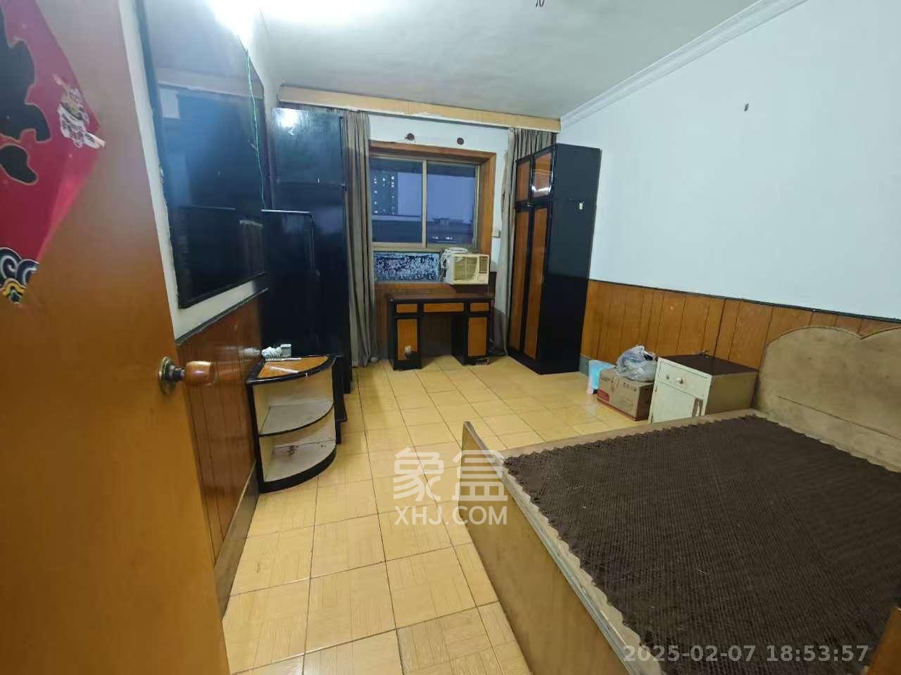 红花坡社区 2室1厅1卫 1100.0元/月 红花坡社区 2室1厅1卫 1100.0元/月室内图