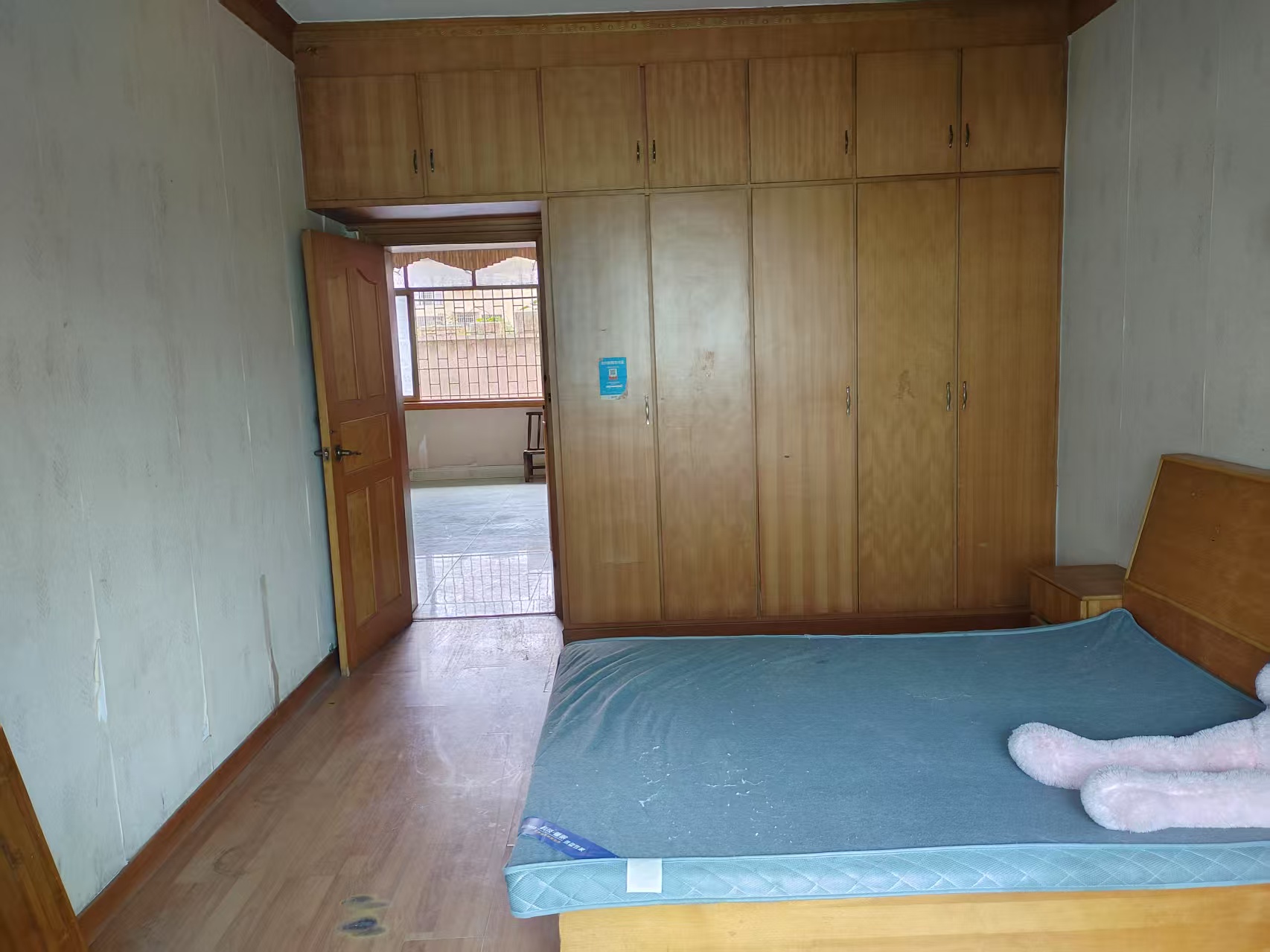 新建社区 3室2厅2卫 42.0万 新建社区 3室2厅2卫 42.0万客厅