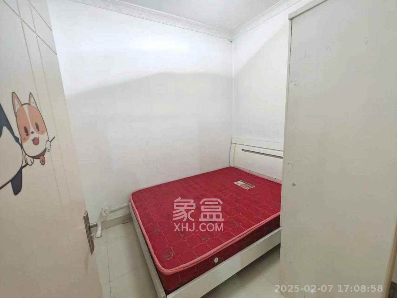 上河国际F座  2室1厅1卫   2000.00元/月室内图