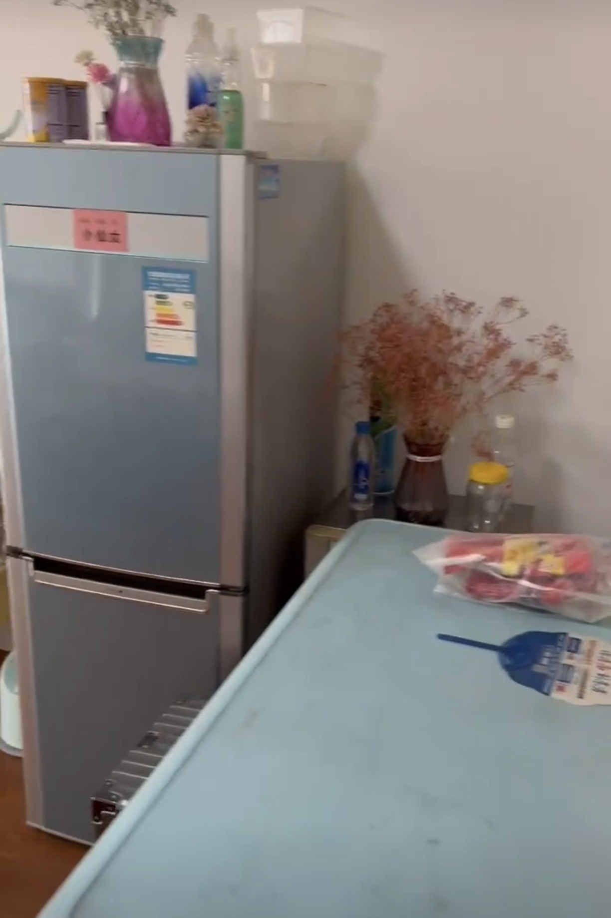 大同芙蓉  1室1厅1卫    32.0万客厅