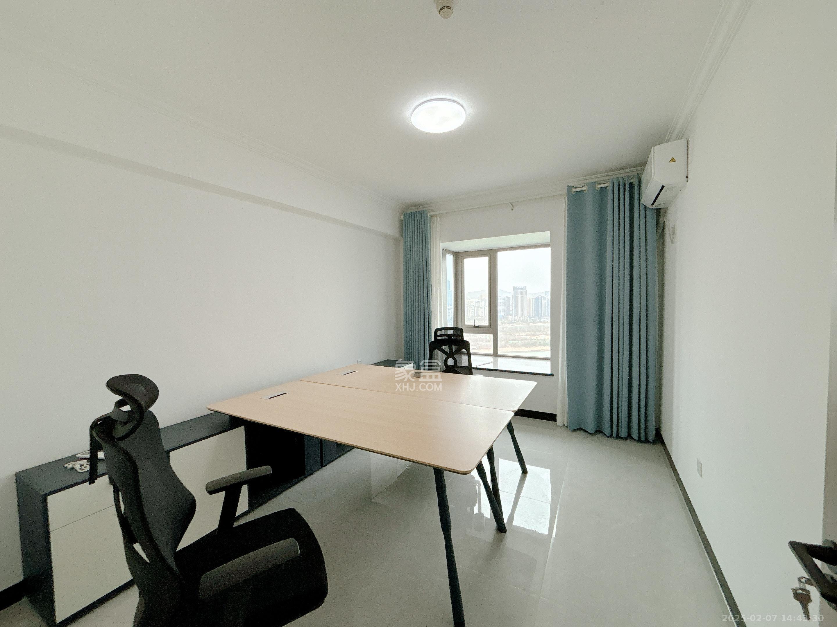 潮宗御苑  4室2厅2卫    9000.0元/月室内图