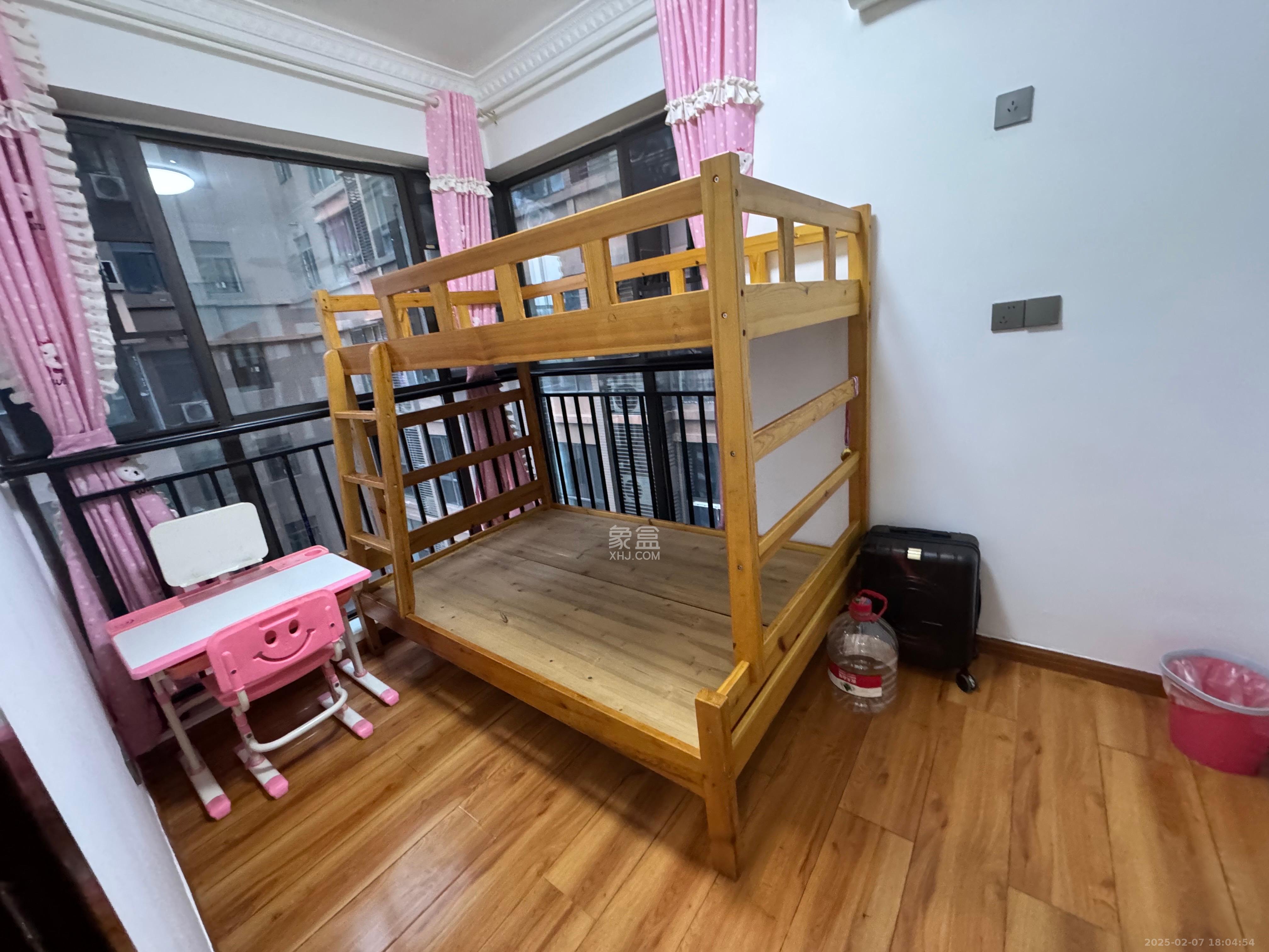 万象凯旋湾  2室2厅1卫   2500.00元/月室内图