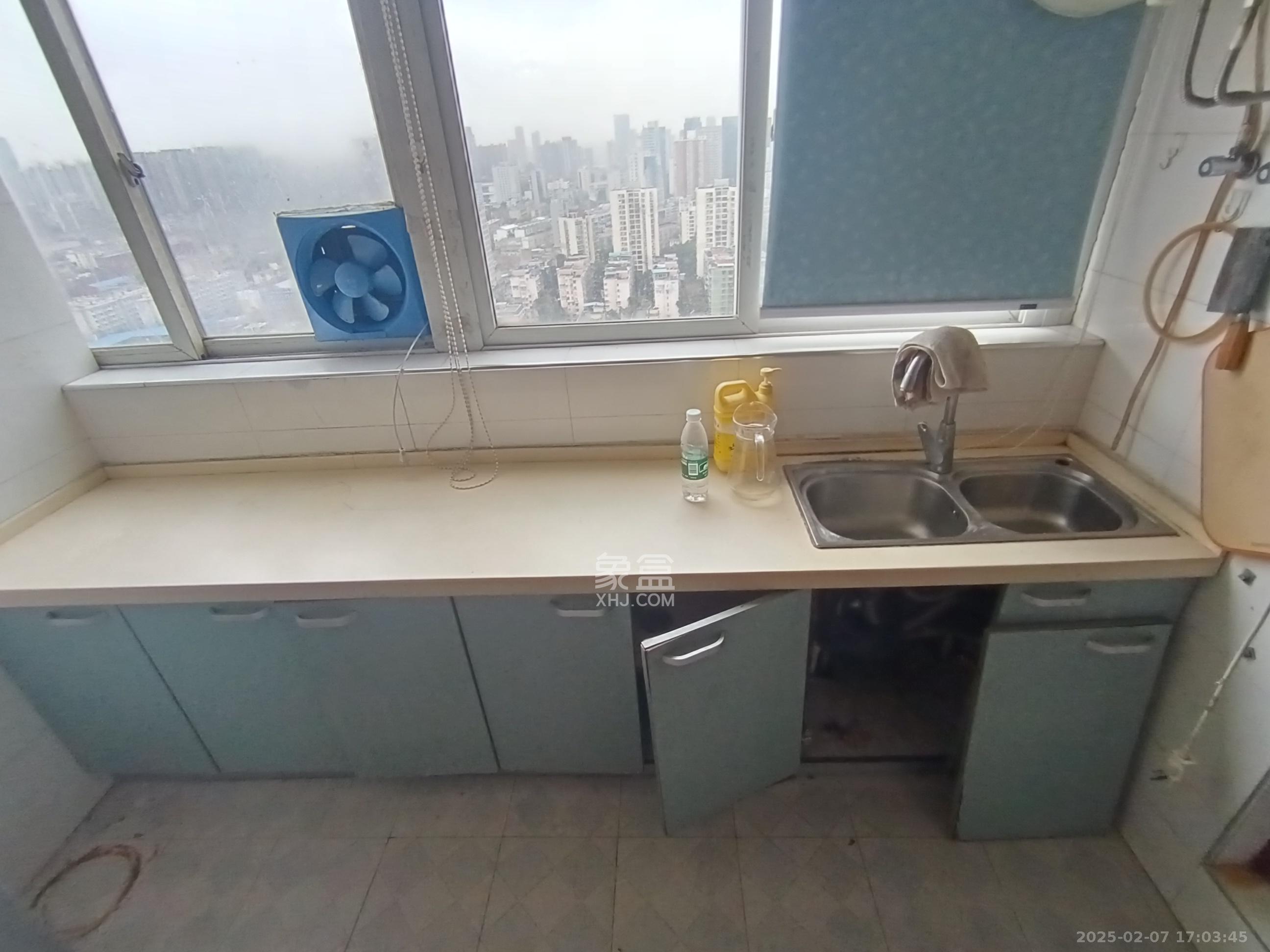 菁华源  1室1厅1卫   1300.00元/月室内图