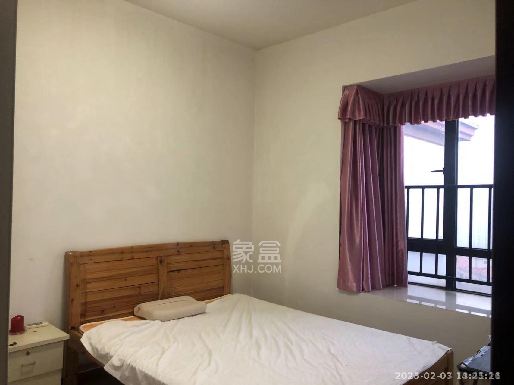 龙腾国际 1室2厅1卫 1500.0元/月 龙腾国际 1室2厅1卫 1500.0元/月室内图