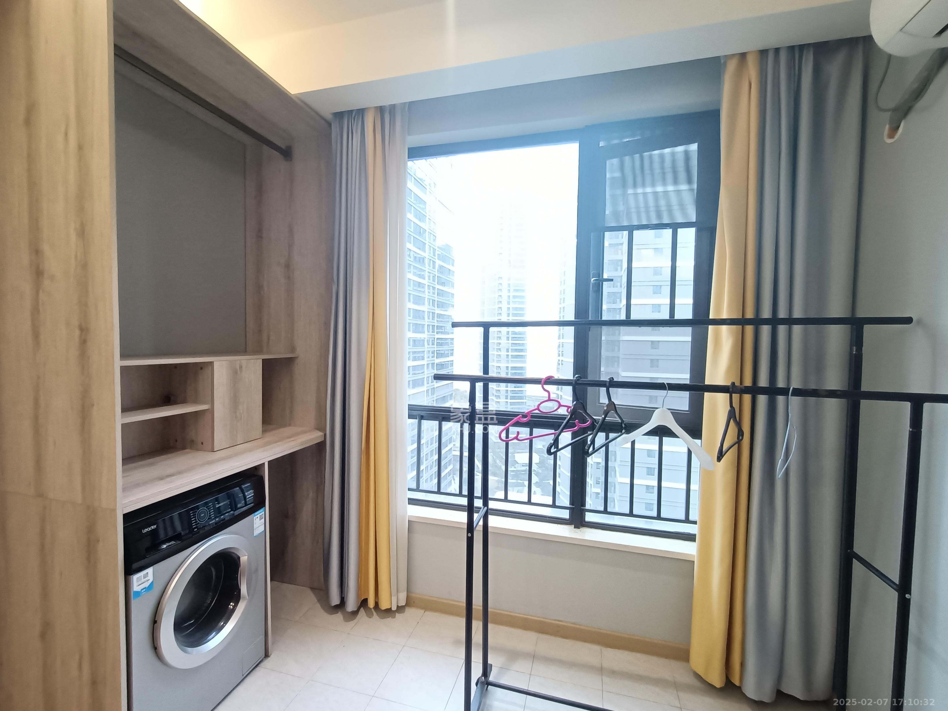 启迪协信中心 1室0厅0卫 2600.0元/月 启迪协信中心 1室0厅0卫 2600.0元/月室内图