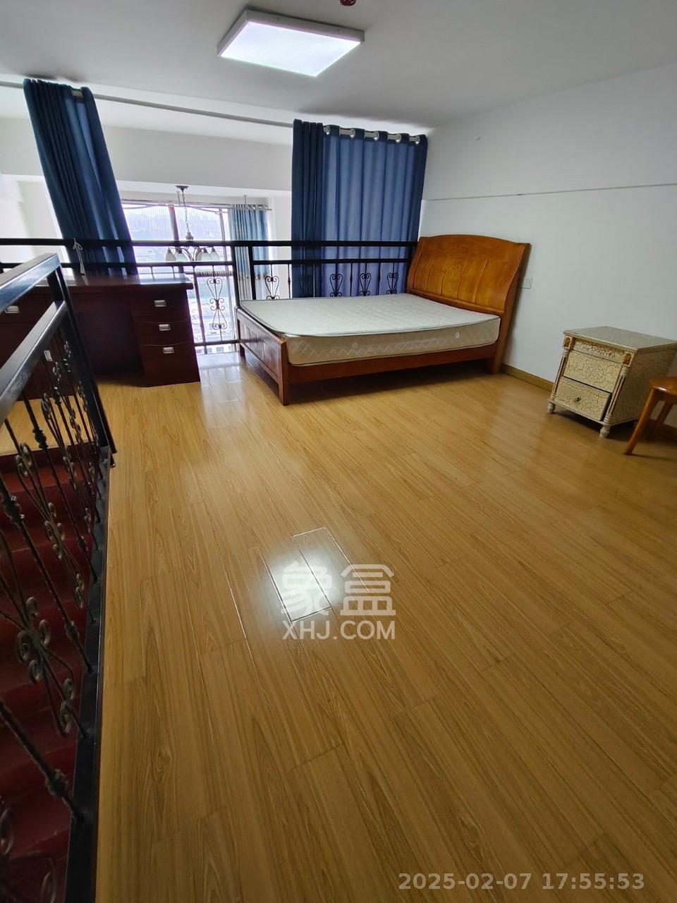 金科时代中心 2室2厅1卫 1700.0元/月 金科时代中心 2室2厅1卫 1700.0元/月室内图