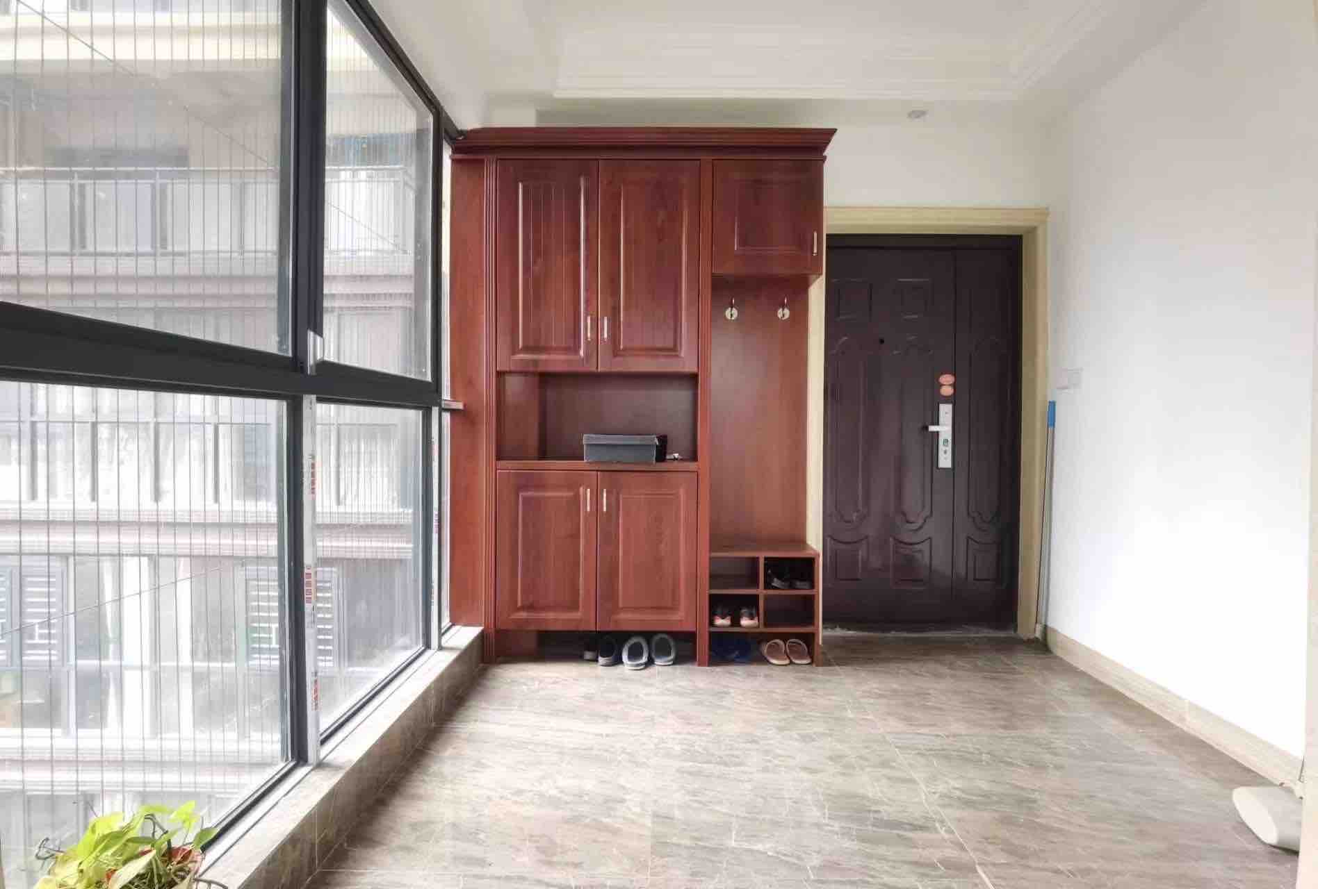 邸苑  3室2厅2卫   1800.00元/月室内图