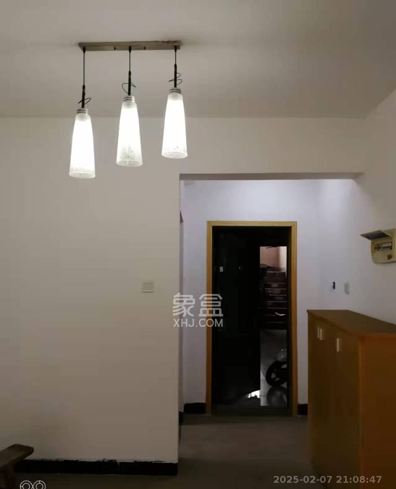 谷山乐园一期 2室2厅1卫 1600.0元/月 谷山乐园一期 2室2厅1卫 1600.0元/月室内图