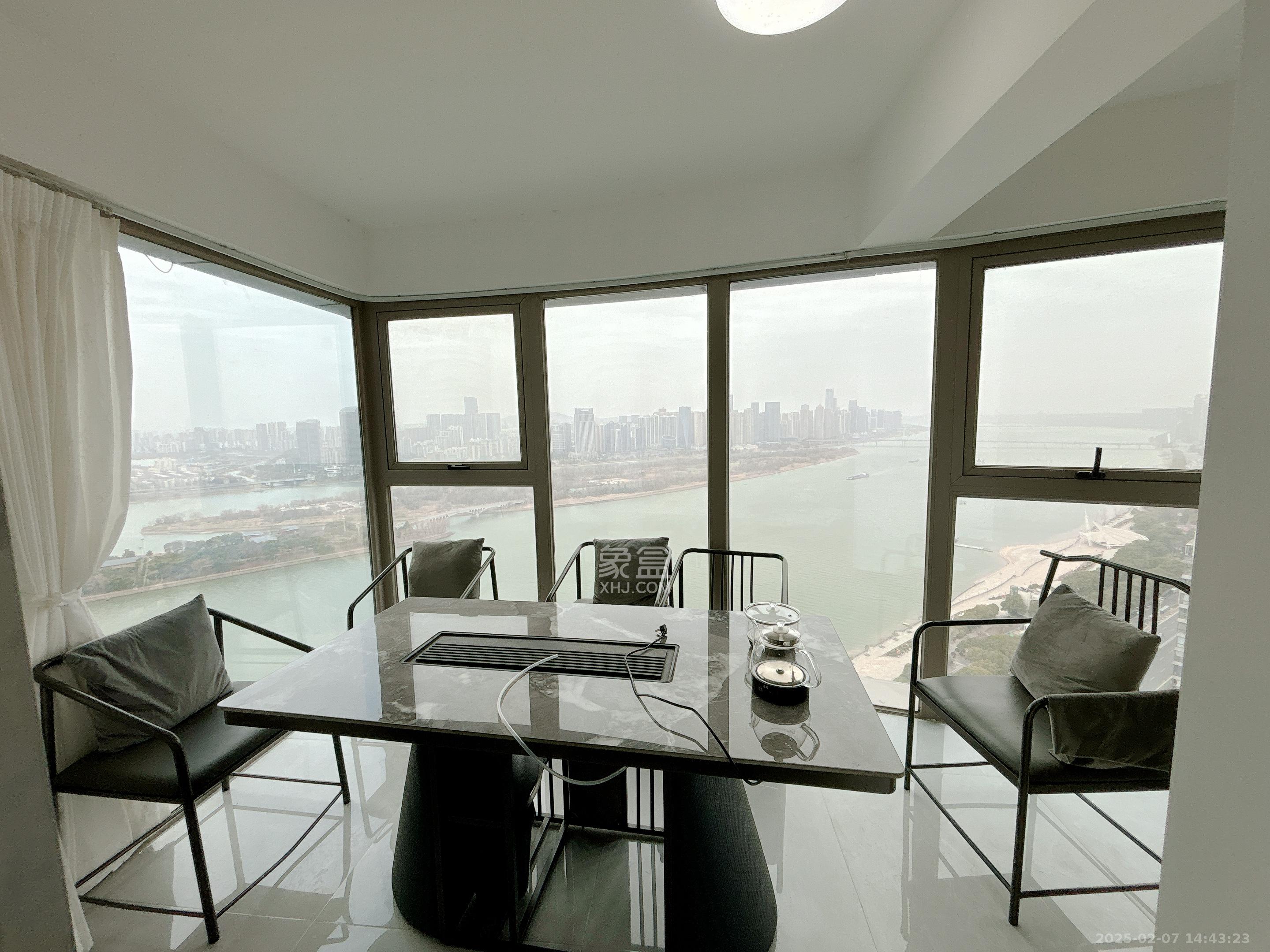 潮宗御苑  4室2厅2卫    9000.0元/月室内图