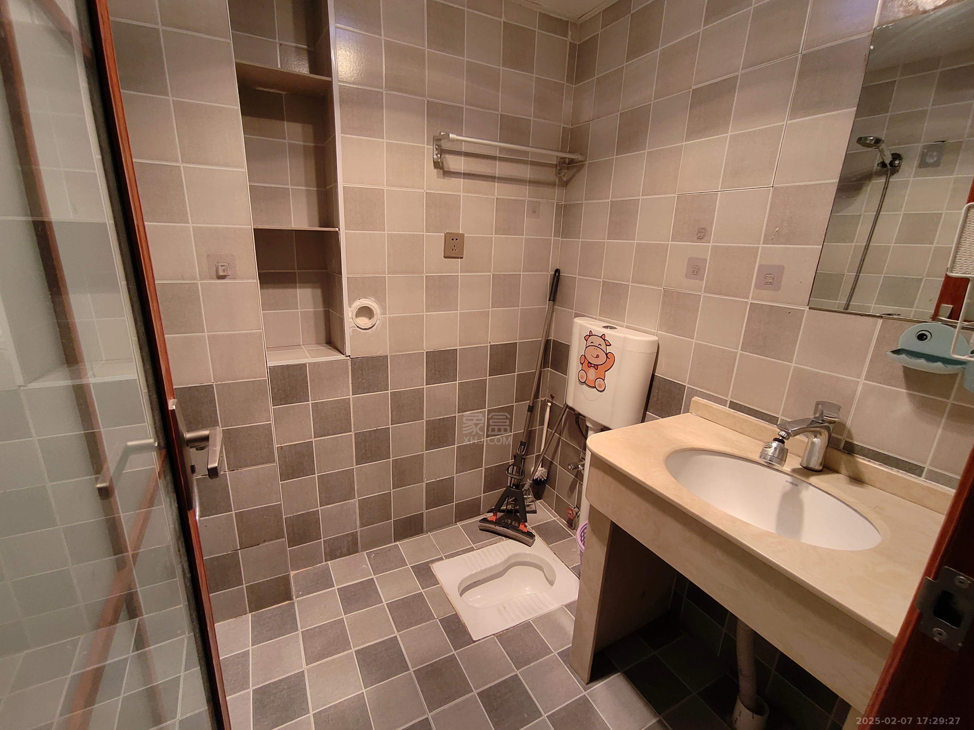 中建御山和苑 1室1厅1卫 1200.0元/月 中建御山和苑 1室1厅1卫 1200.0元/月室内图