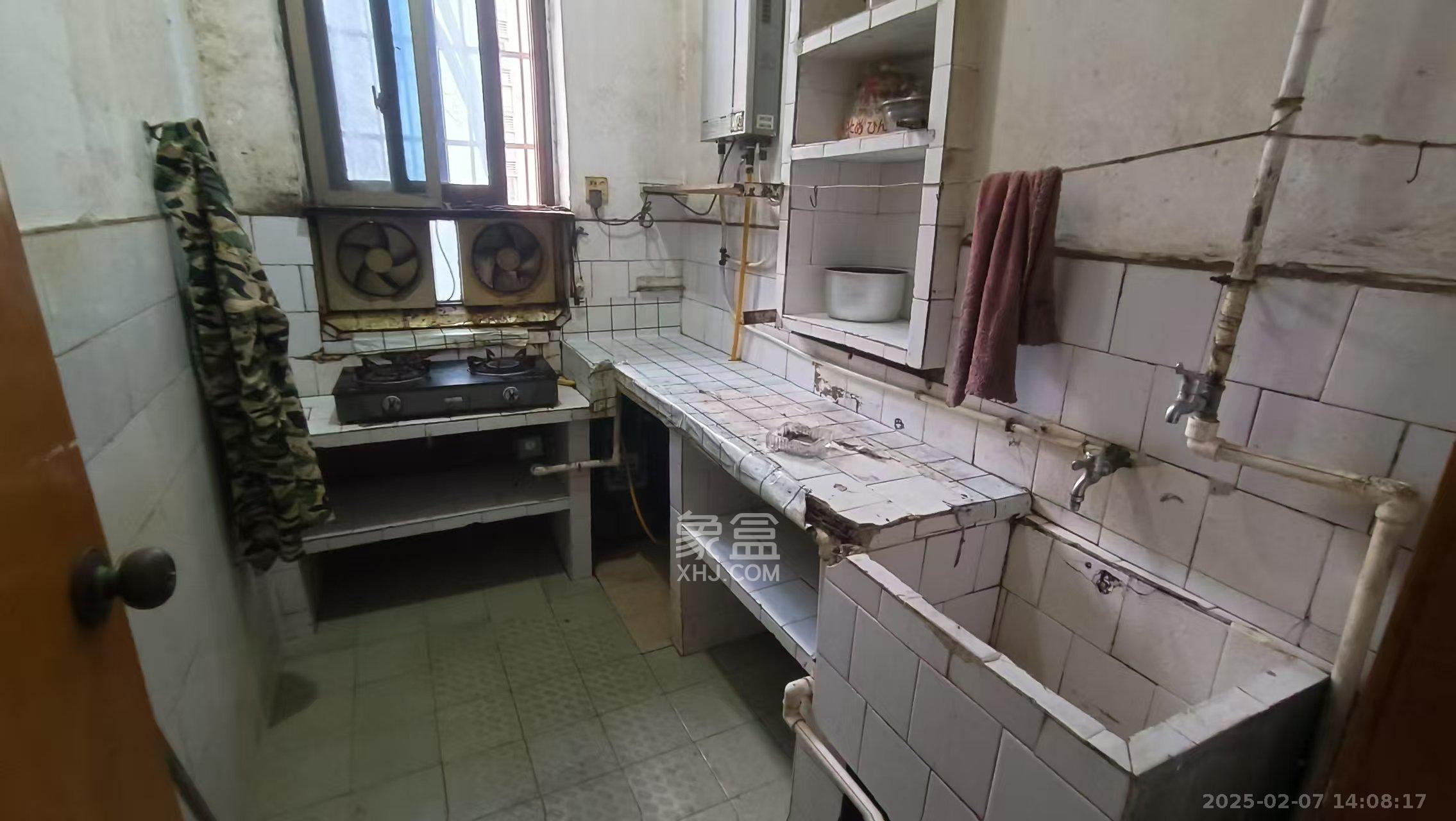 稀土研究院所宿舍 3室1厅1卫 1000.0元/月 稀土研究院所宿舍 3室1厅1卫 1000.0元/月室内图