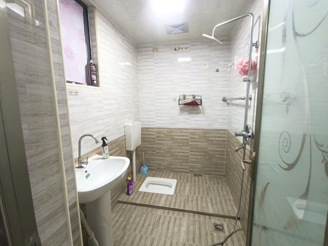 万花坊金城雅舍 3室2厅2卫 2100.0元/月 万花坊金城雅舍 3室2厅2卫 2100.0元/月室内图