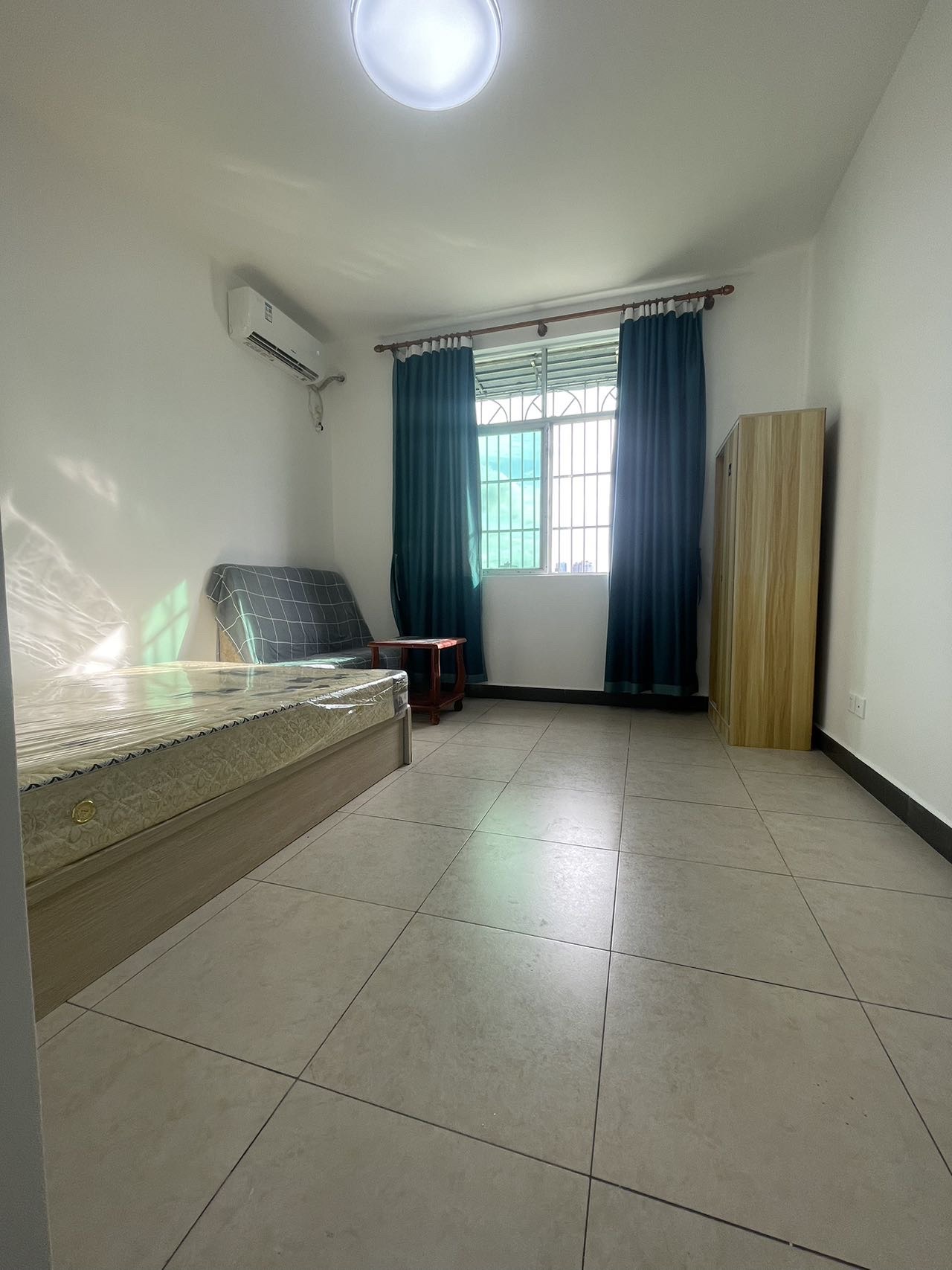 立天公寓 1室1厅1卫 36.0万 立天公寓 1室1厅1卫 36.0万客厅