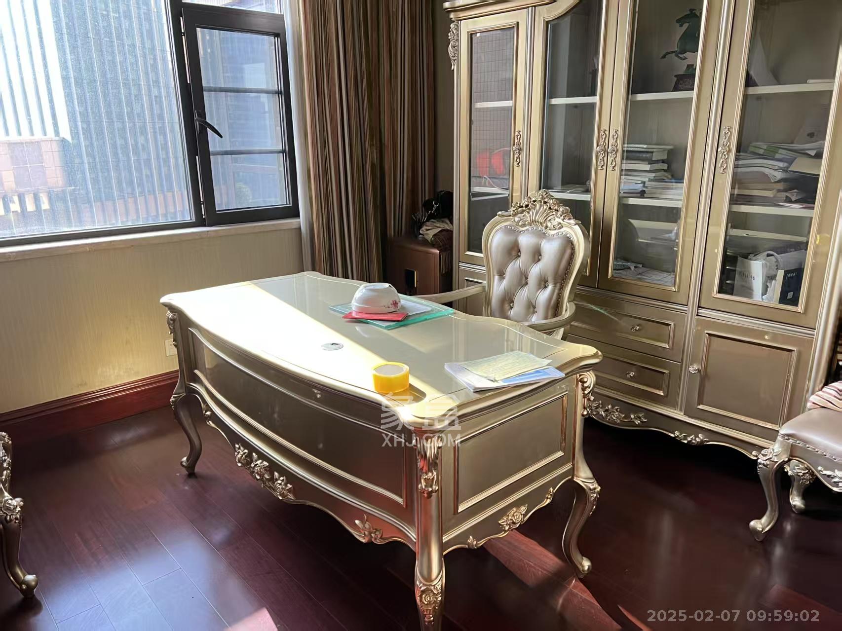 运达中央广场一、二期 4室2厅3卫 15000.0元/月 运达中央广场一、二期 4室2厅3卫 15000.0元/月室内图