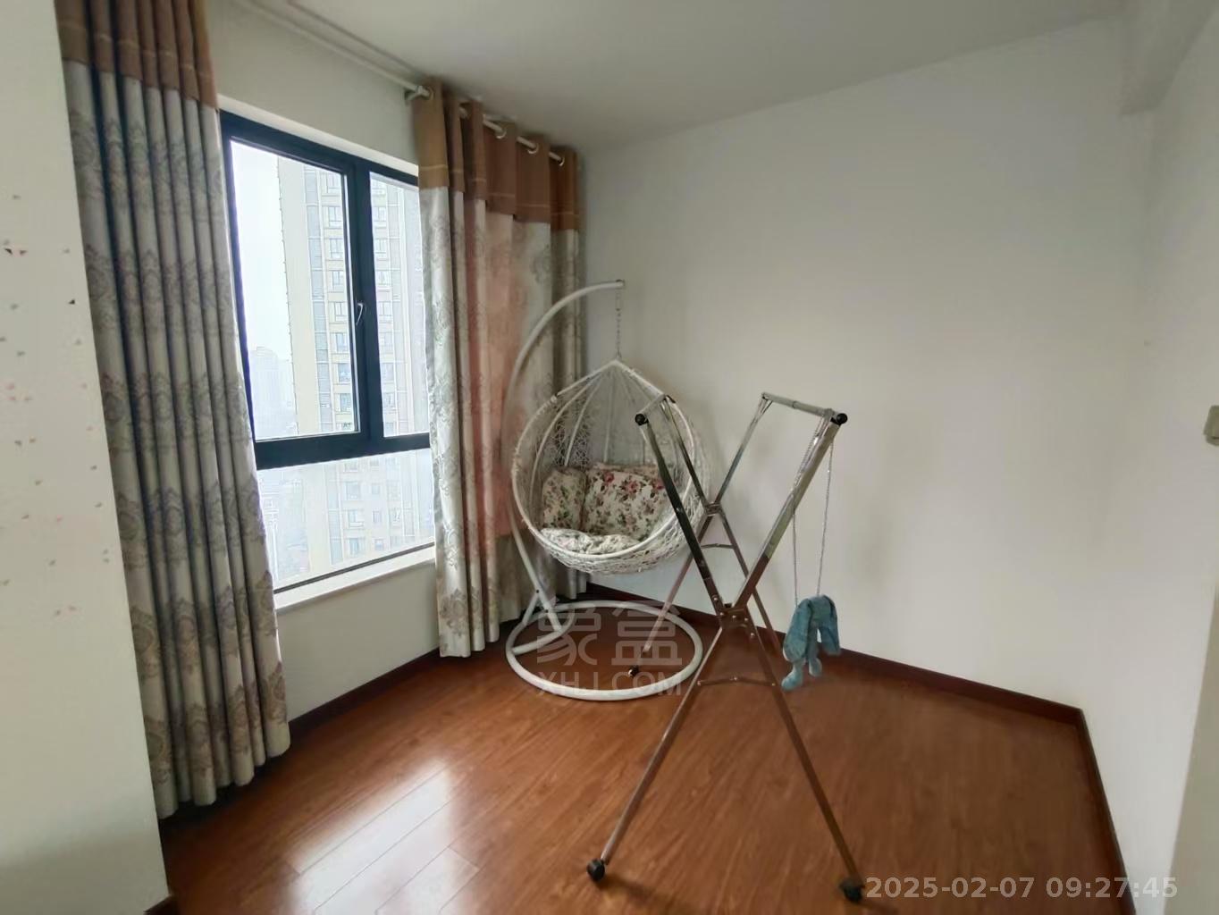 中建御山和苑 2室2厅1卫 2200.0元/月 中建御山和苑 2室2厅1卫 2200.0元/月室内图