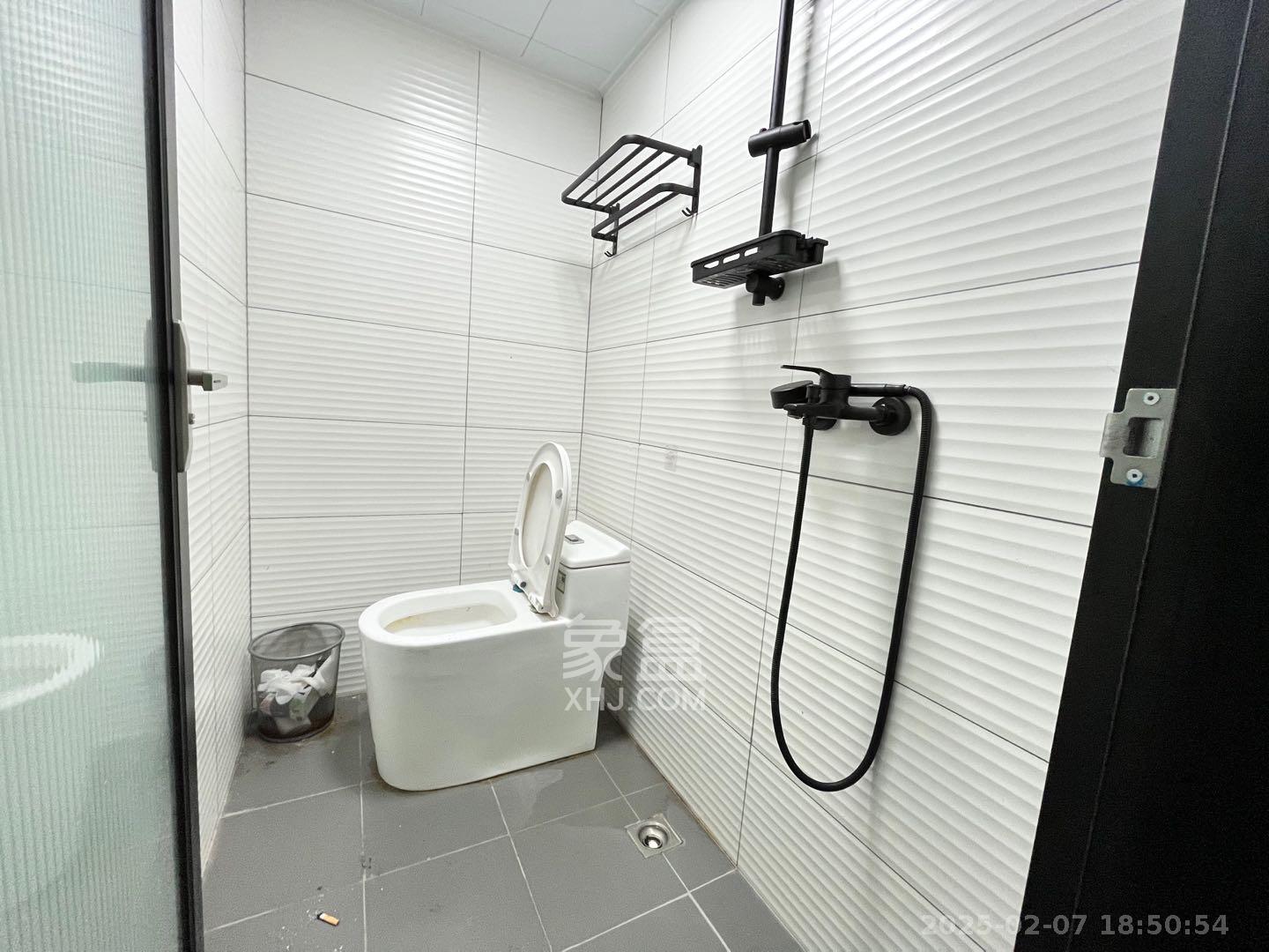 和康园小区 1室1厅1卫 1500.0元/月 和康园小区 1室1厅1卫 1500.0元/月室内图