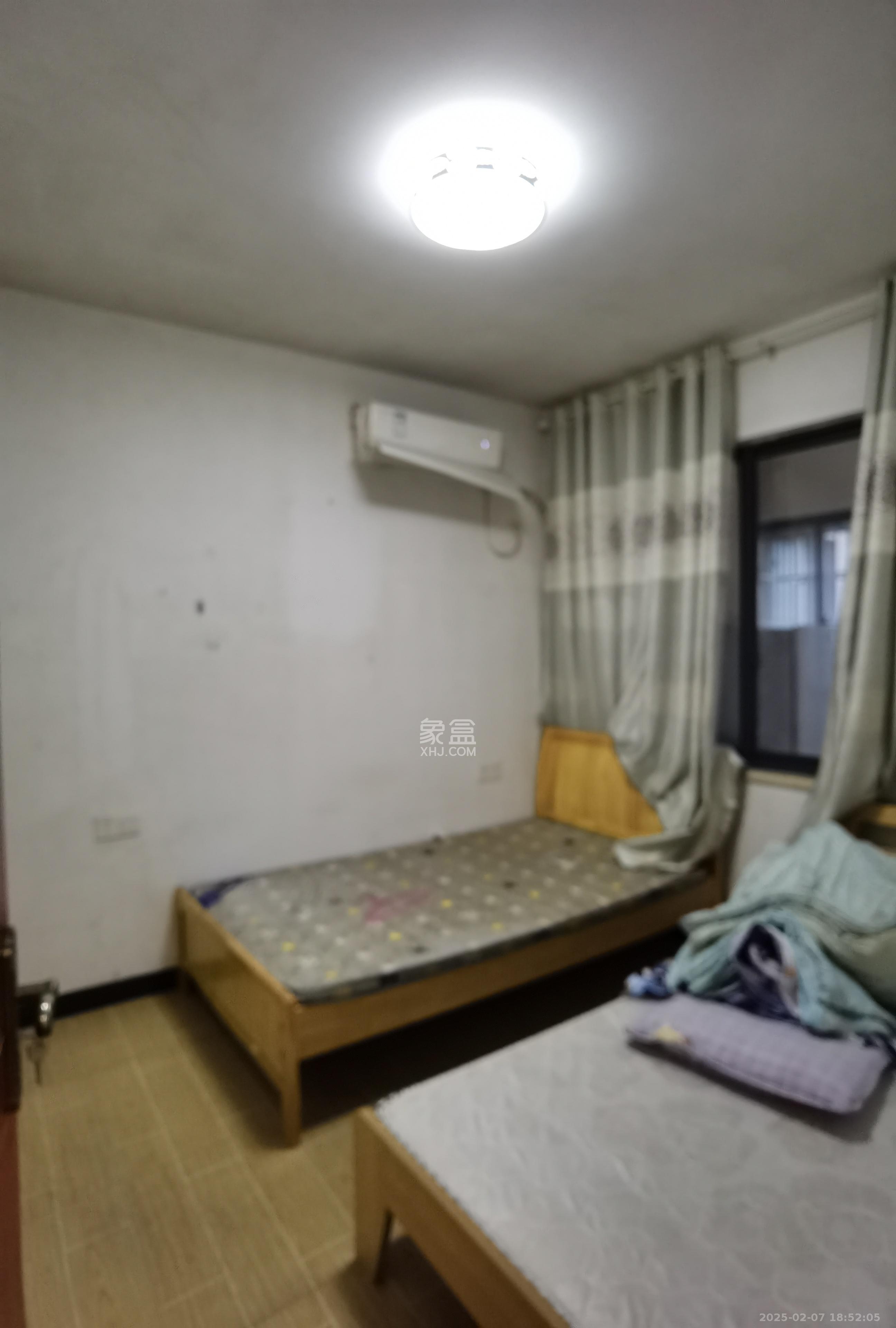 联诚国际城 3室2厅2卫 2000.0元/月 联诚国际城 3室2厅2卫 2000.0元/月室内图