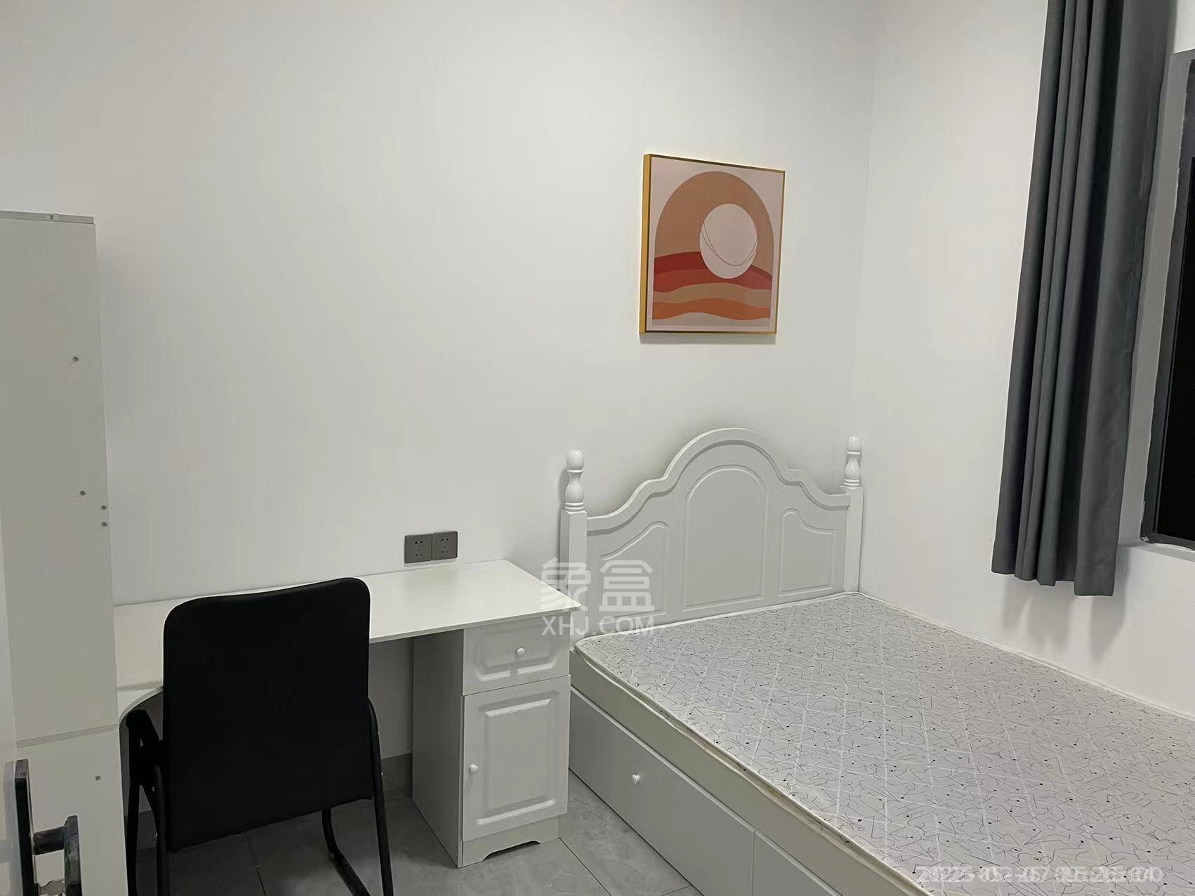 山水洲城华晨第一城 3室2厅1卫 1900.0元/月 山水洲城华晨第一城 3室2厅1卫 1900.0元/月室内图