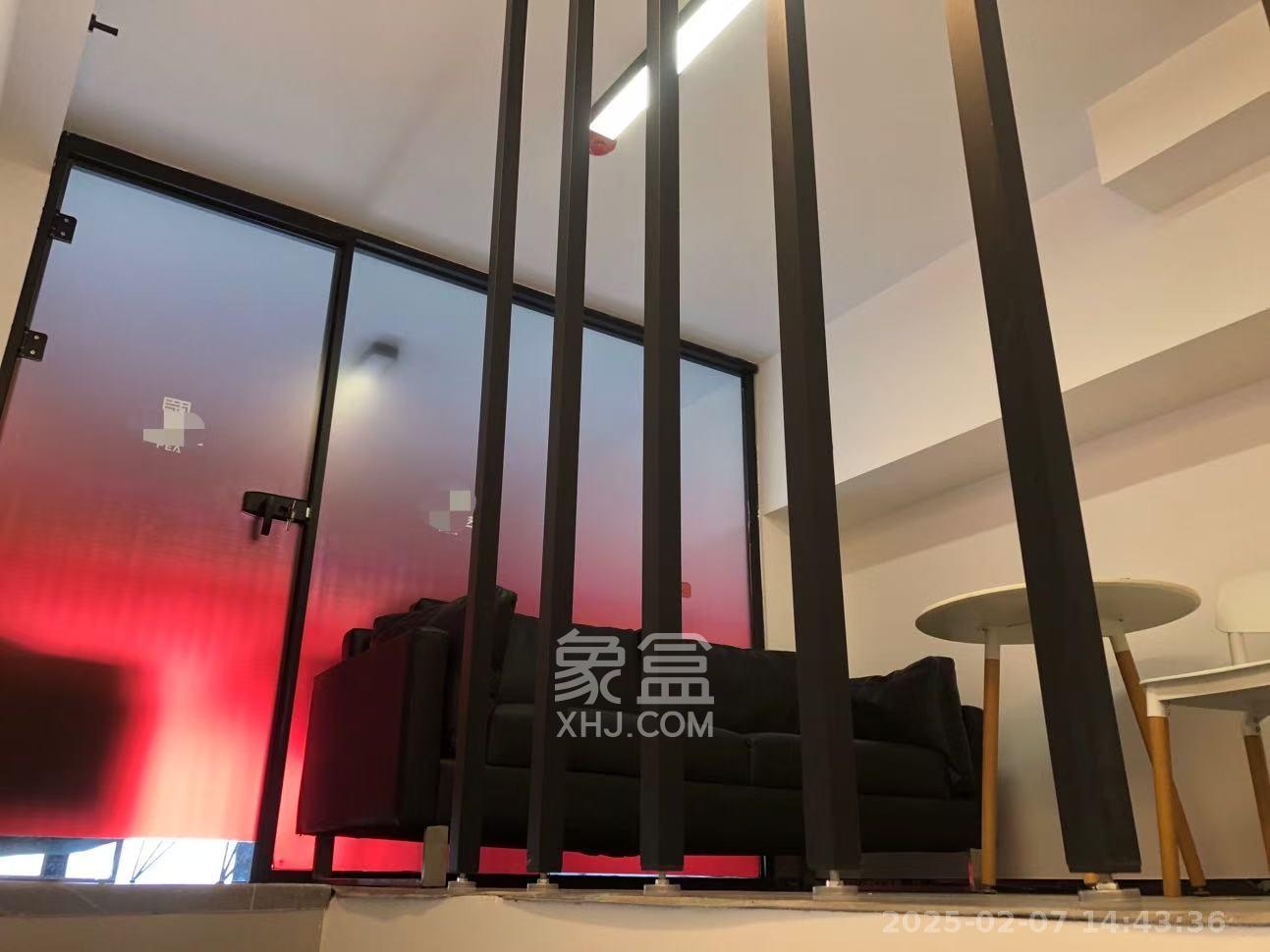 新长海D1站 1室1厅1卫 1600.0元/月 新长海D1站 1室1厅1卫 1600.0元/月室内图