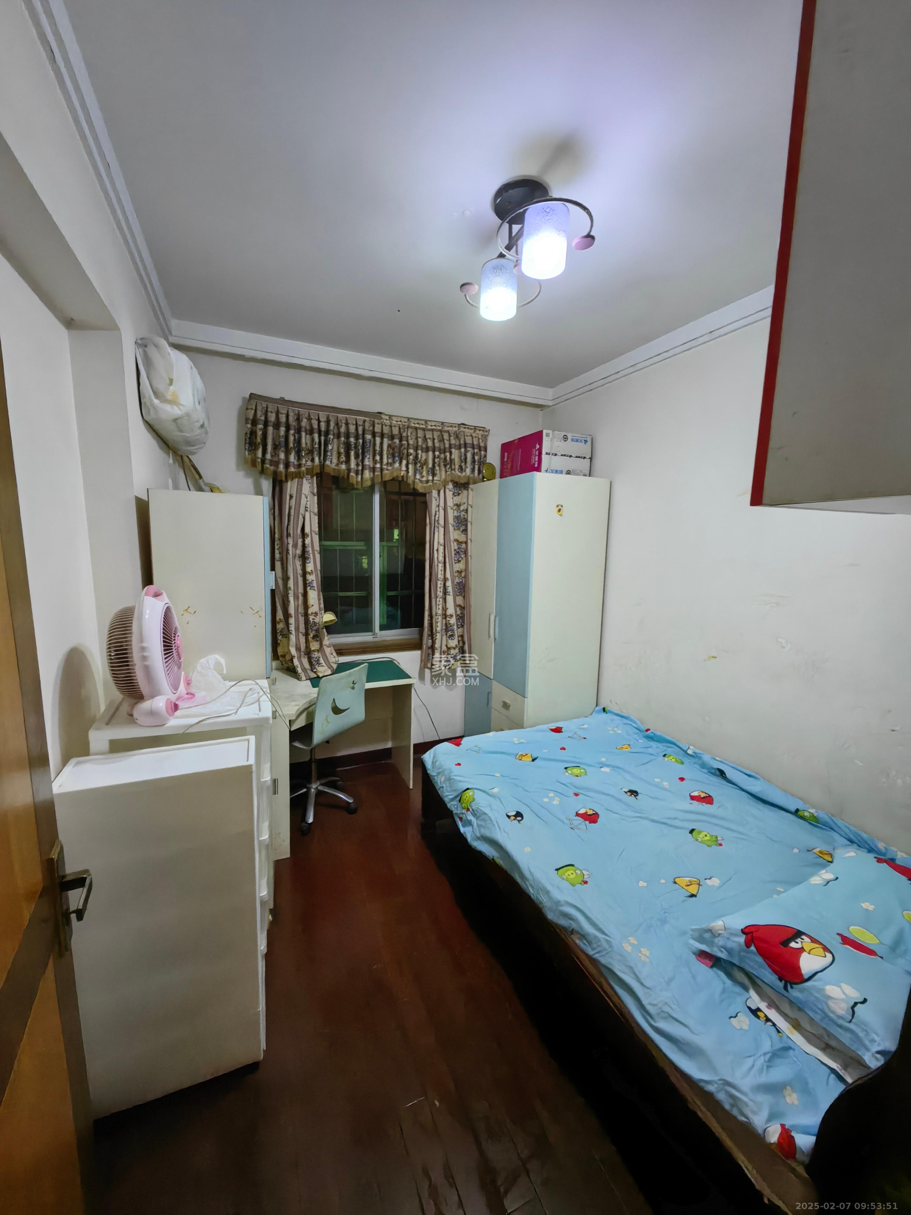 富湘园 5室2厅2卫 3300.0元/月 富湘园 5室2厅2卫 3300.0元/月室内图