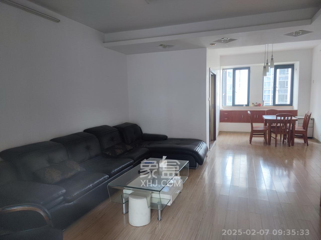 奥林匹克花园  3室2厅2卫   2800.00元/月室内图