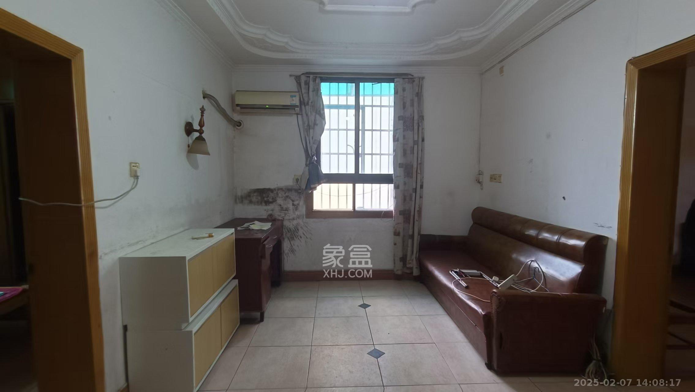 稀土研究院所宿舍 3室1厅1卫 1000.0元/月 稀土研究院所宿舍 3室1厅1卫 1000.0元/月室内图