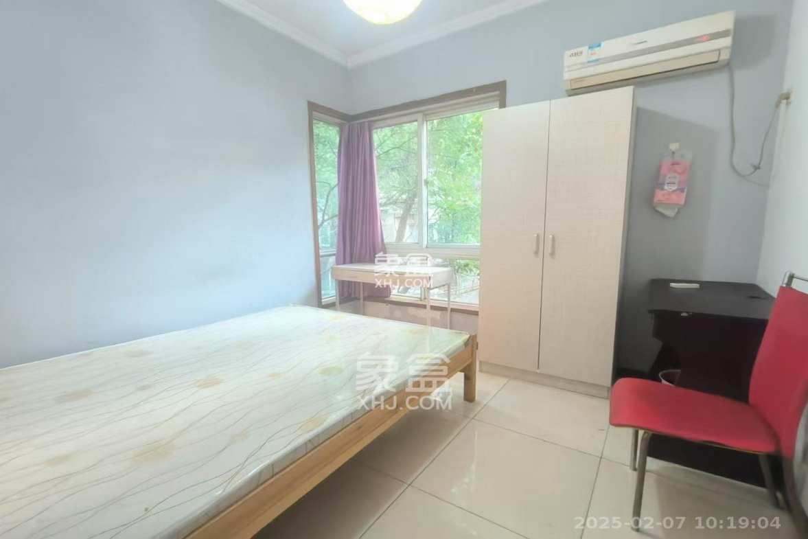 圣爵菲斯 2室2厅1卫 1800.0元/月 圣爵菲斯 2室2厅1卫 1800.0元/月室内图