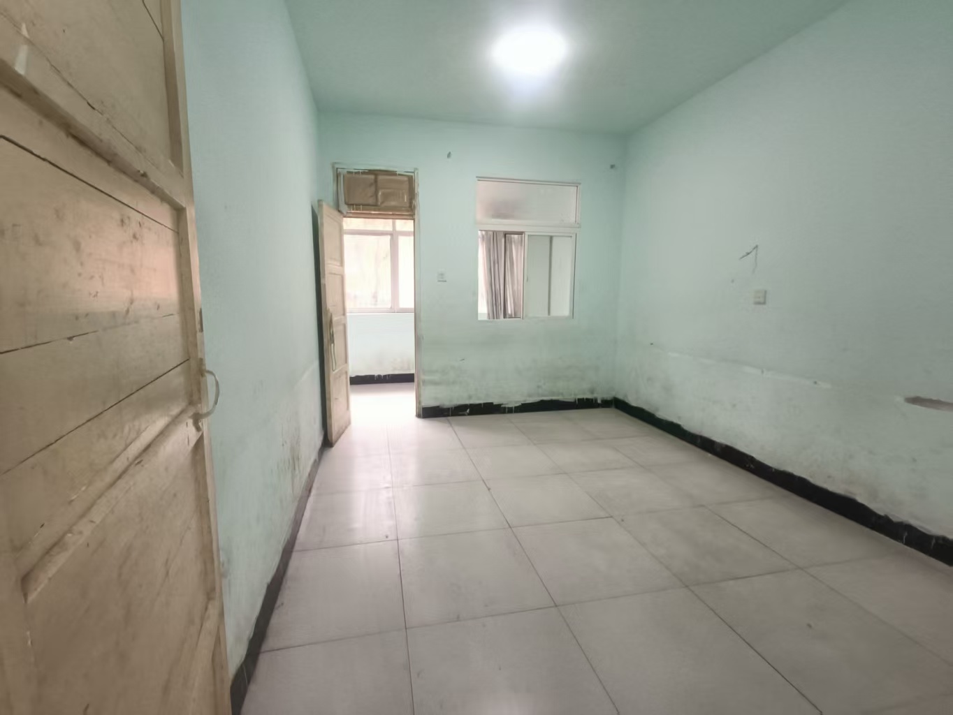 娄底市公安局老家属院  3室1厅1卫    1100.0元/月