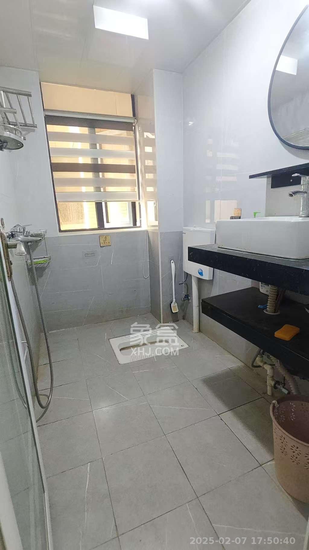 西子湖畔沃府  3室1厅1卫    2200.0元/月室内图