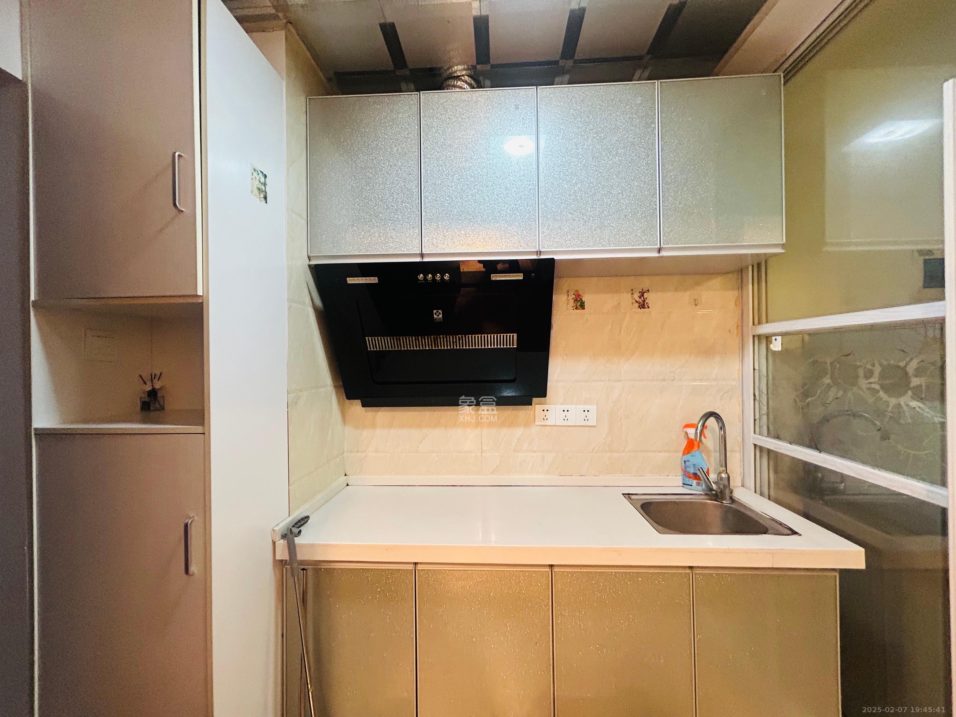 永林小时代  1室1厅1卫   1350.00元/月室内图