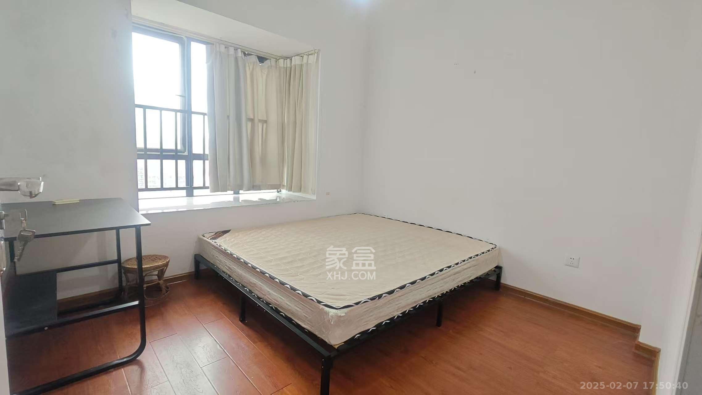 西子湖畔沃府  3室1厅1卫    2200.0元/月室内图