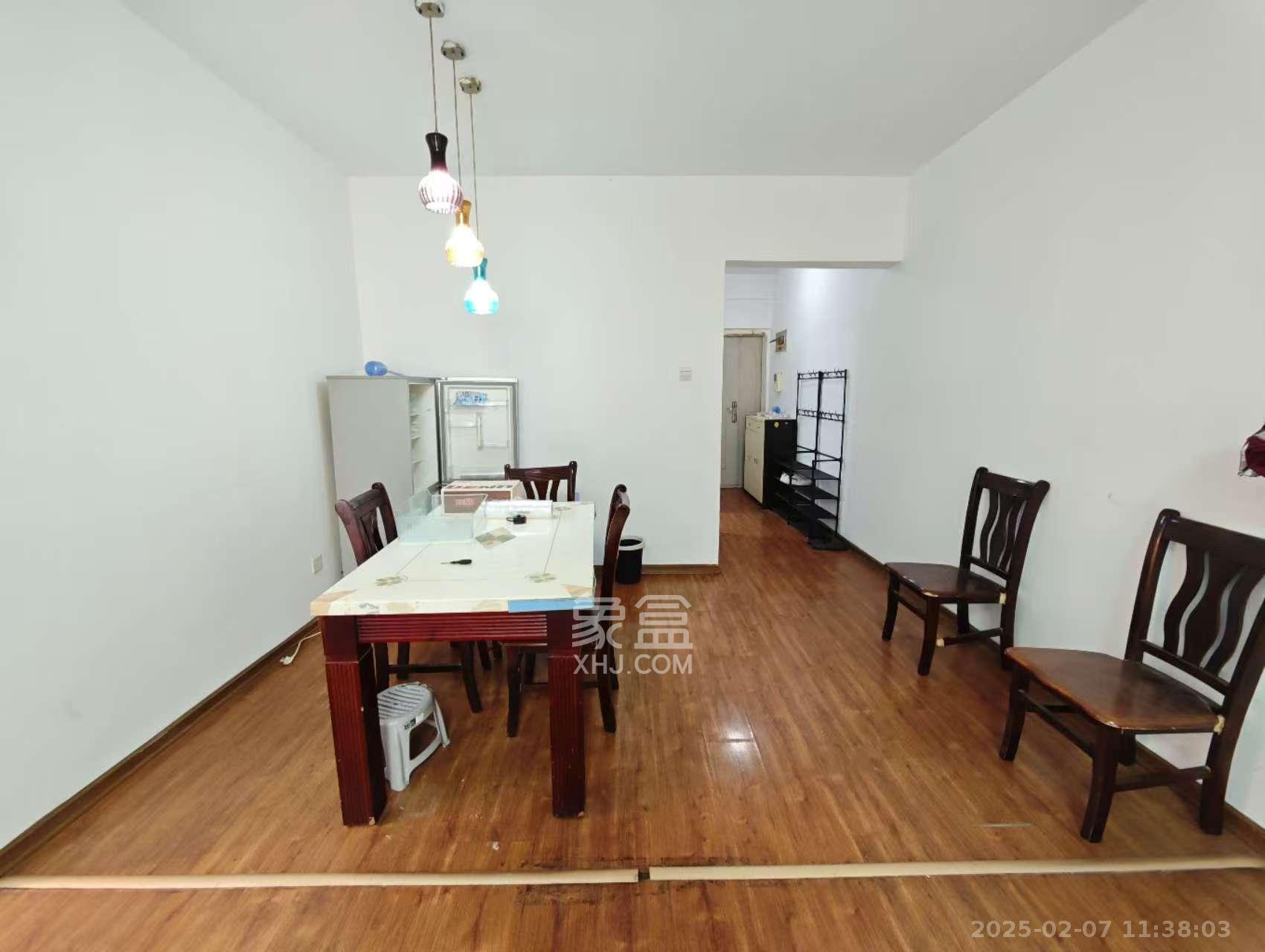 金碧文华 2室2厅1卫 2000.0元/月 金碧文华 2室2厅1卫 2000.0元/月室内图