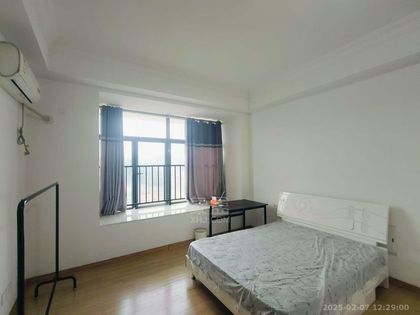 碧桂园  1室1厅1卫    1000.0元/月 碧桂园  1室1厅1卫    1000.0元/月室内图