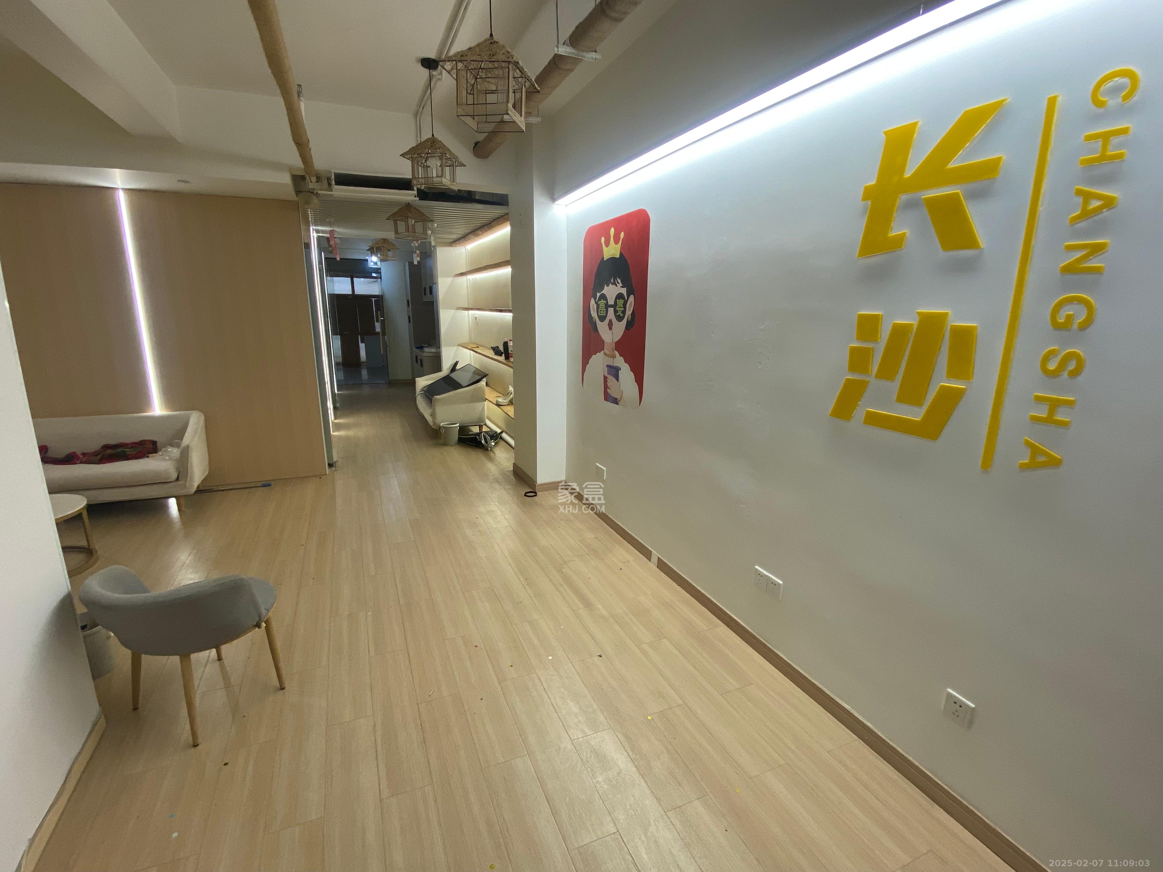 蓝湾国际广场  2室2厅1卫   5000.00元/月室内图